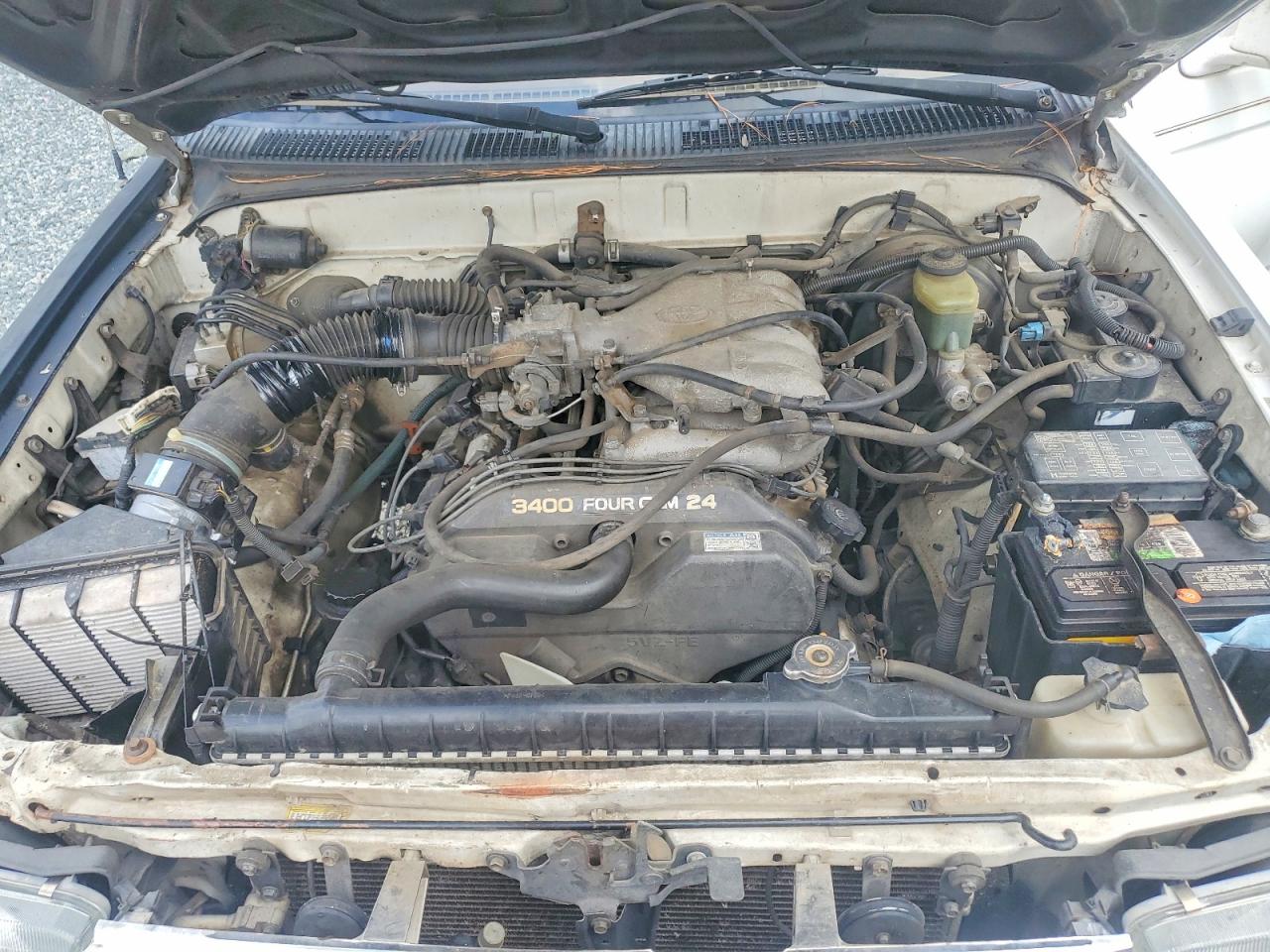 1998 Toyota 4runner Sr5 White vin: JT3GN86R9W0069920