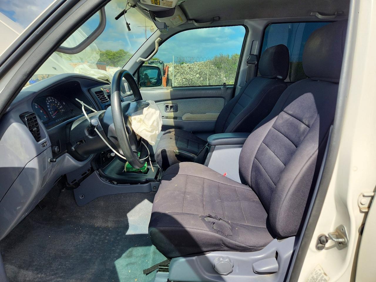 2000 Toyota 4runner Sr5 White vin: JT3GN86R9Y0147843