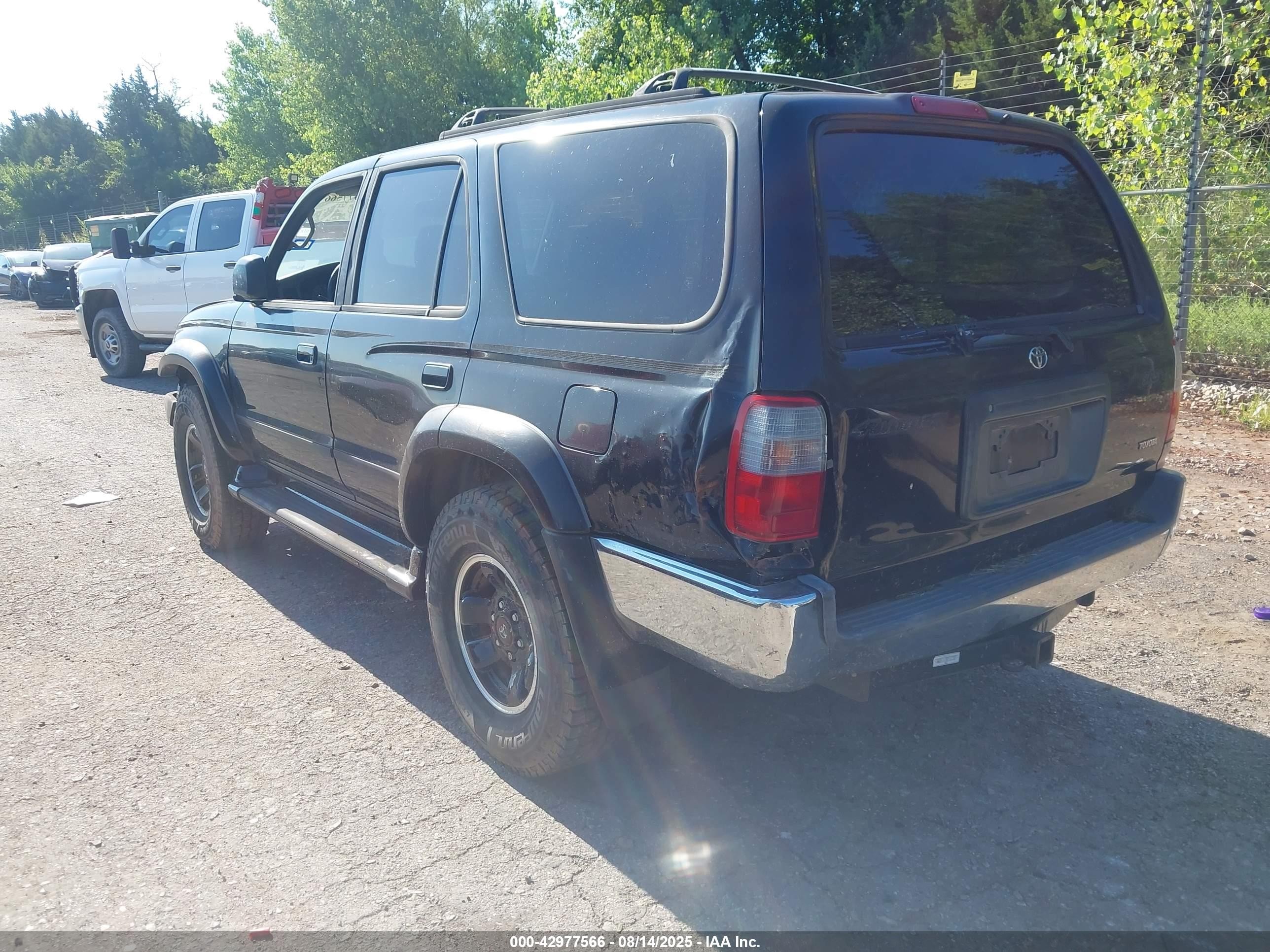 2000 Toyota 4runner Sr5 V6 Black vin: JT3GN86R9Y0165484