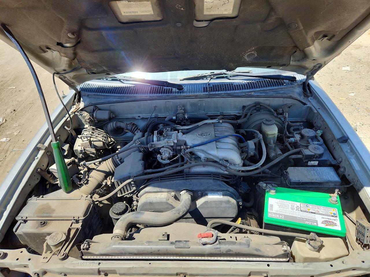 2000 Toyota 4runner Sr5 Silver vin: JT3GN86R9Y0180146