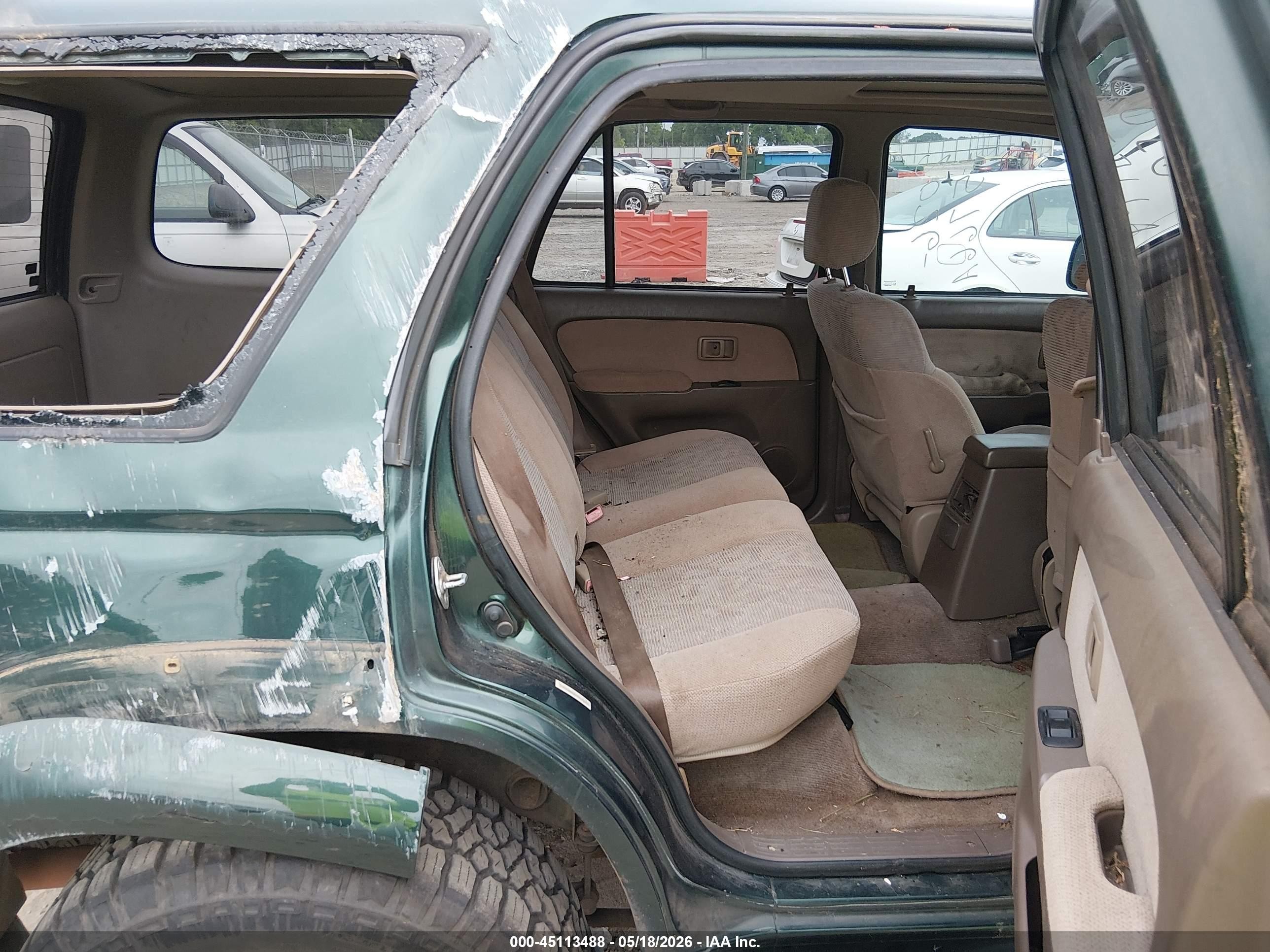 2000 Toyota 4runner Sr5 V6 Green vin: JT3GN86RXY0135927