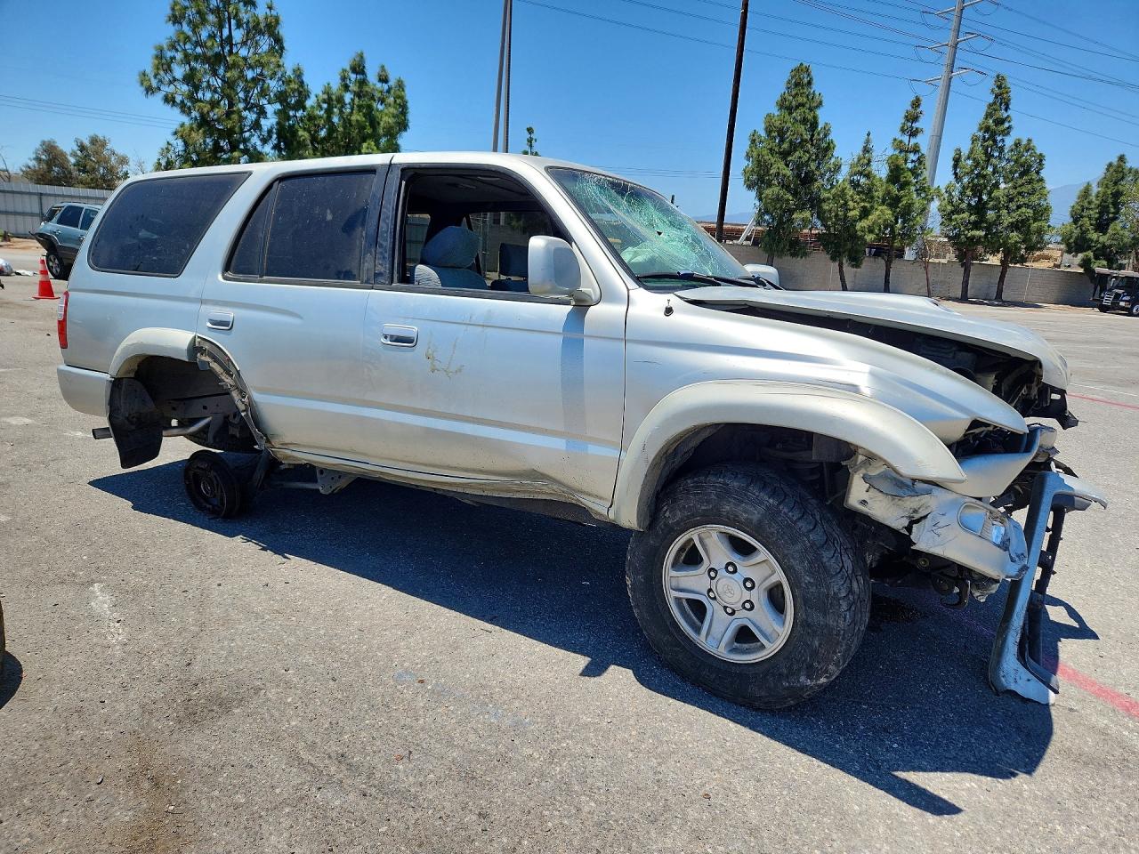 2000 Toyota 4runner Sr5 Silver vin: JT3GN86RXY0140531