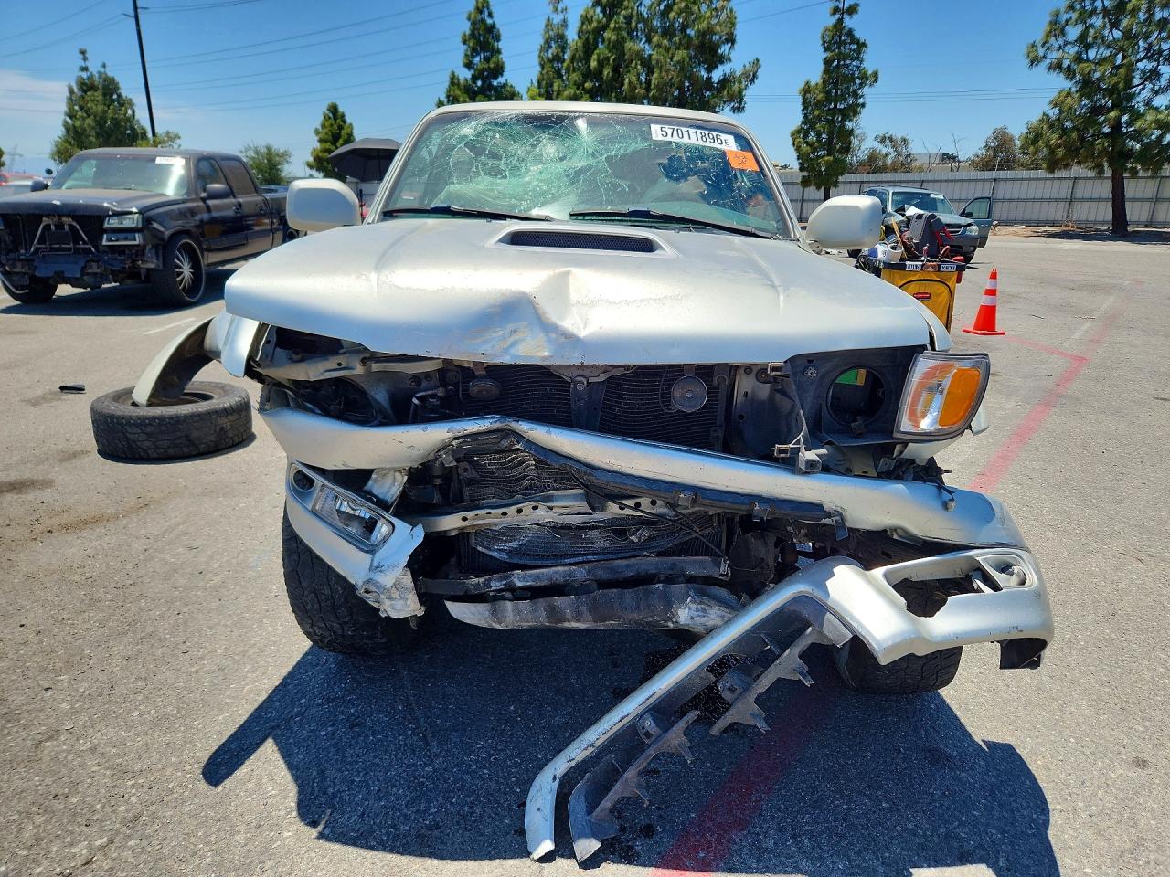 2000 Toyota 4runner Sr5 Silver vin: JT3GN86RXY0140531