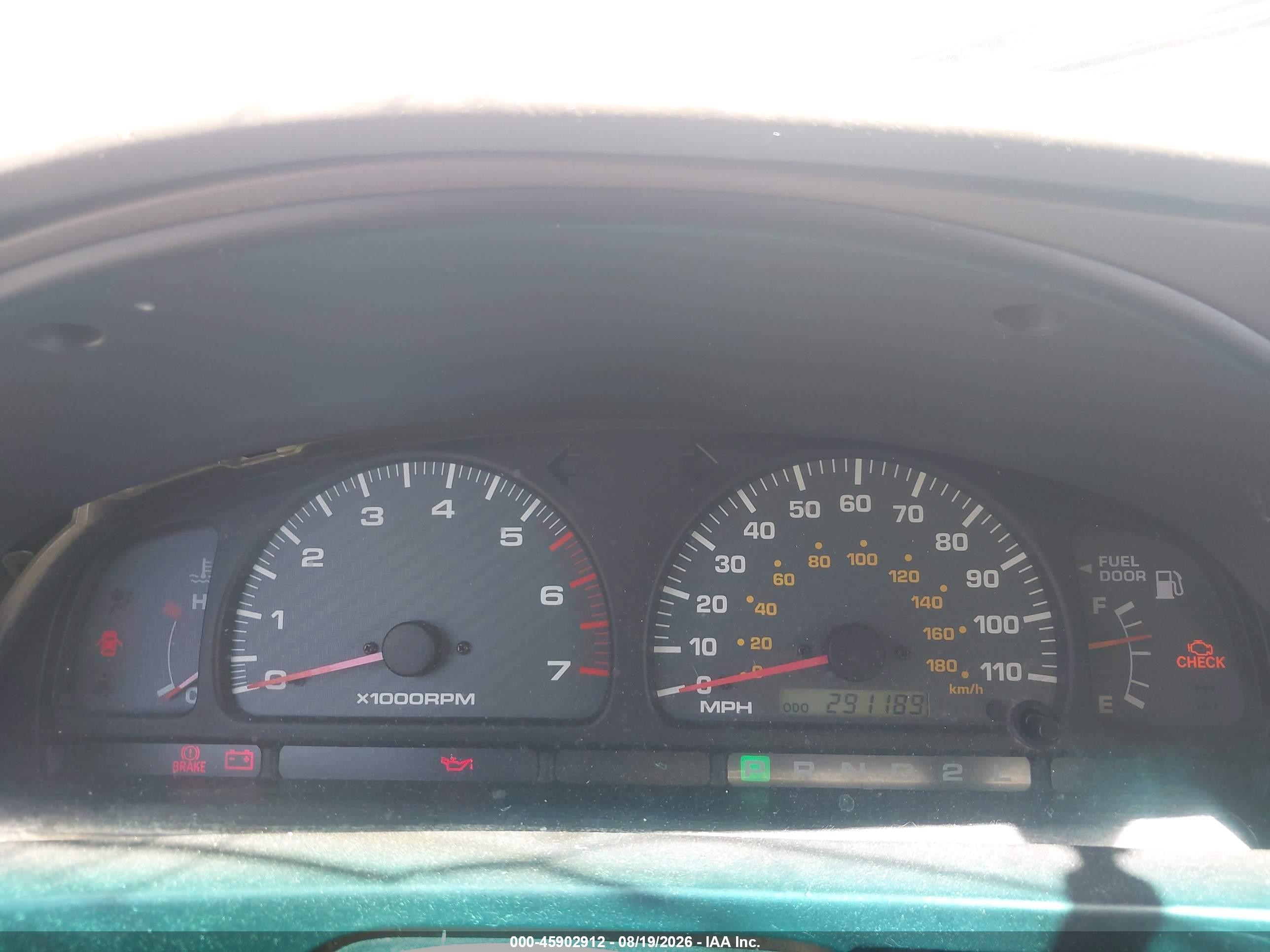 2000 Toyota 4runner Sr5 V6 Silver vin: JT3GN86RXY0163131