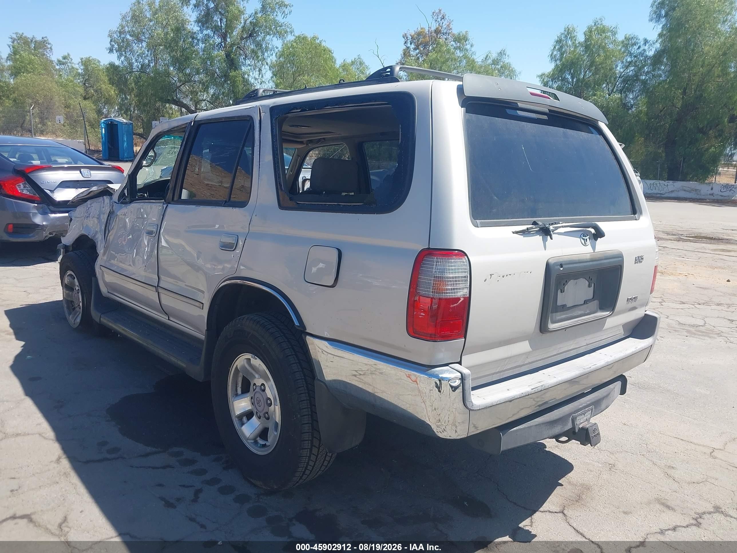 2000 Toyota 4runner Sr5 V6 Silver vin: JT3GN86RXY0163131