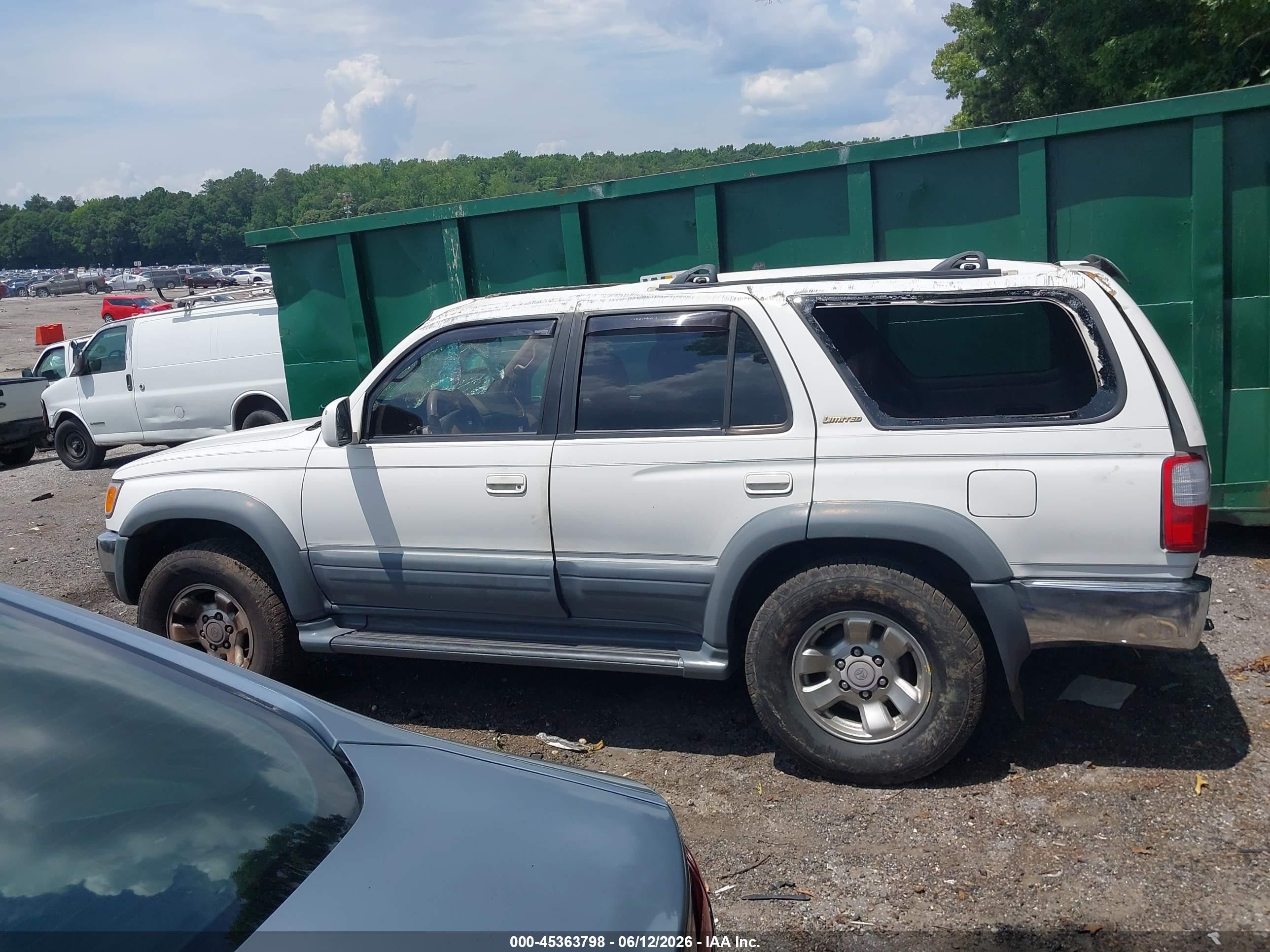 1998 Toyota 4runner Limited White vin: JT3GN87R0W0075488