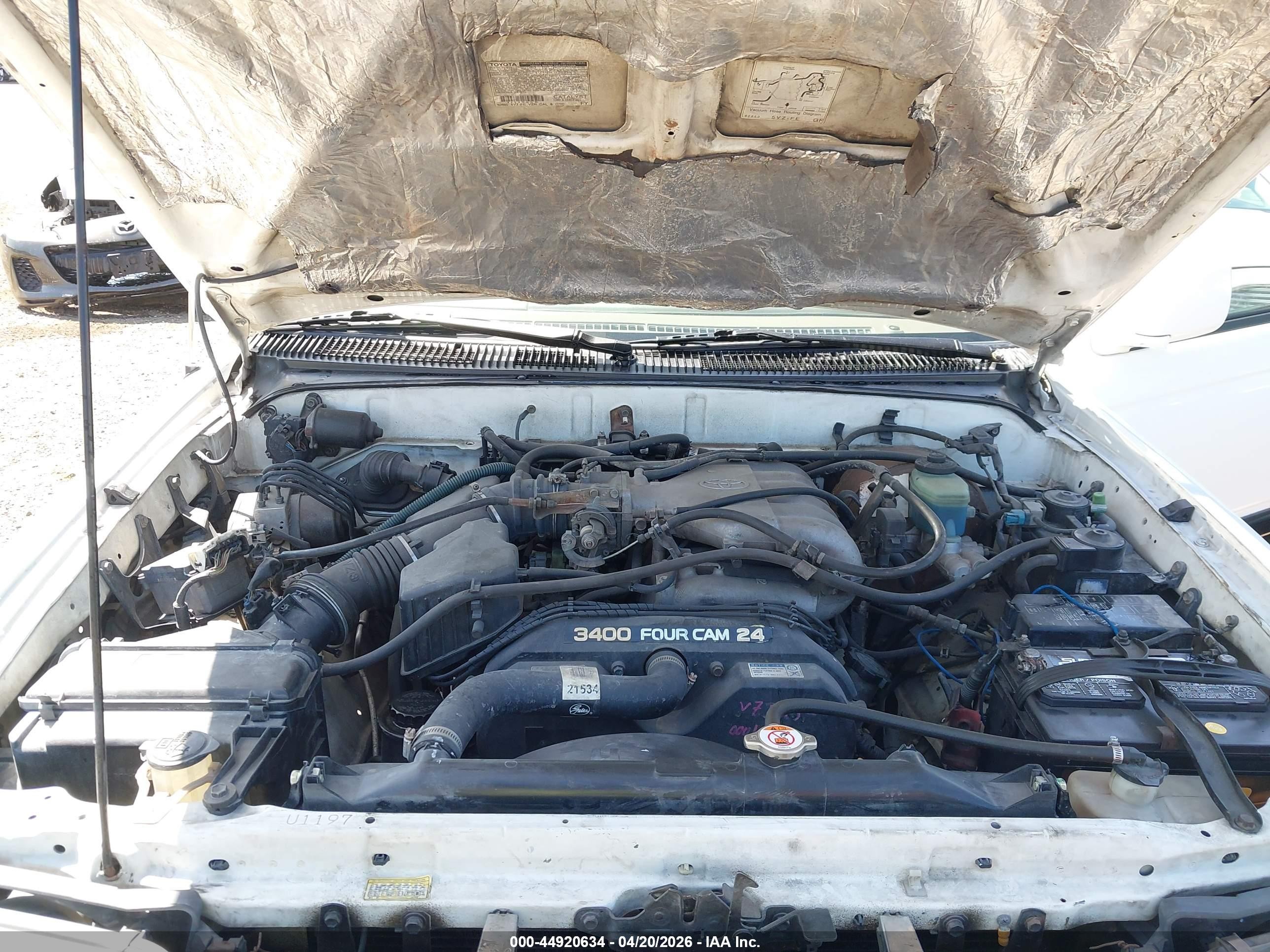 1999 Toyota 4runner Limited V6 White vin: JT3GN87R0X0099730