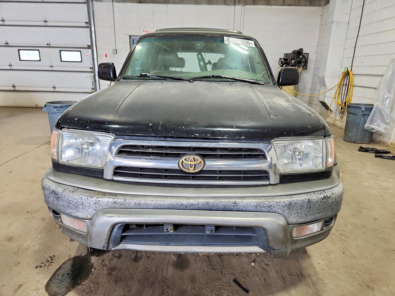 1999 Toyota 4runner Limited Черный vin: JT3GN87R3X0134244