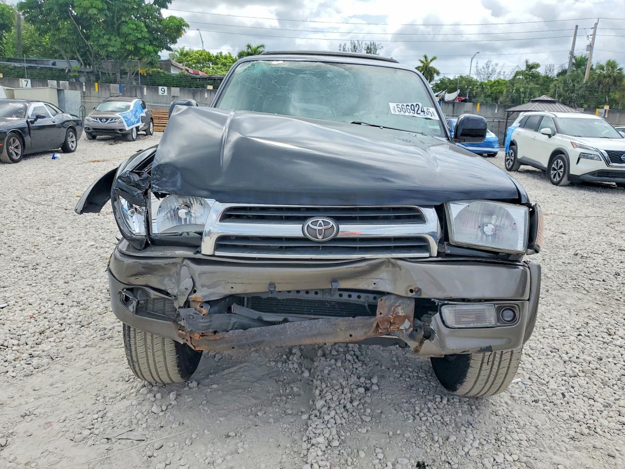 2000 Toyota 4runner Limited Black vin: JT3GN87R3Y0137856