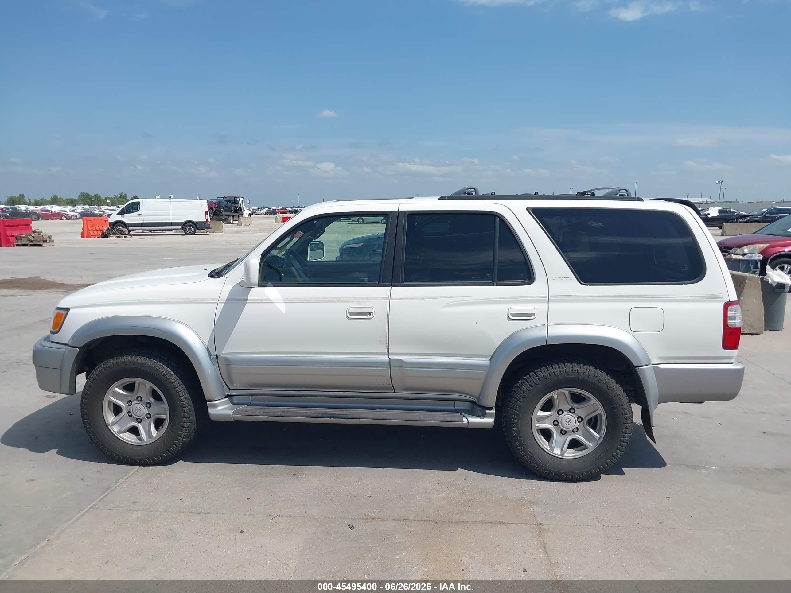 1999 Toyota 4runner Limited V6 White vin: JT3GN87R4X0111281