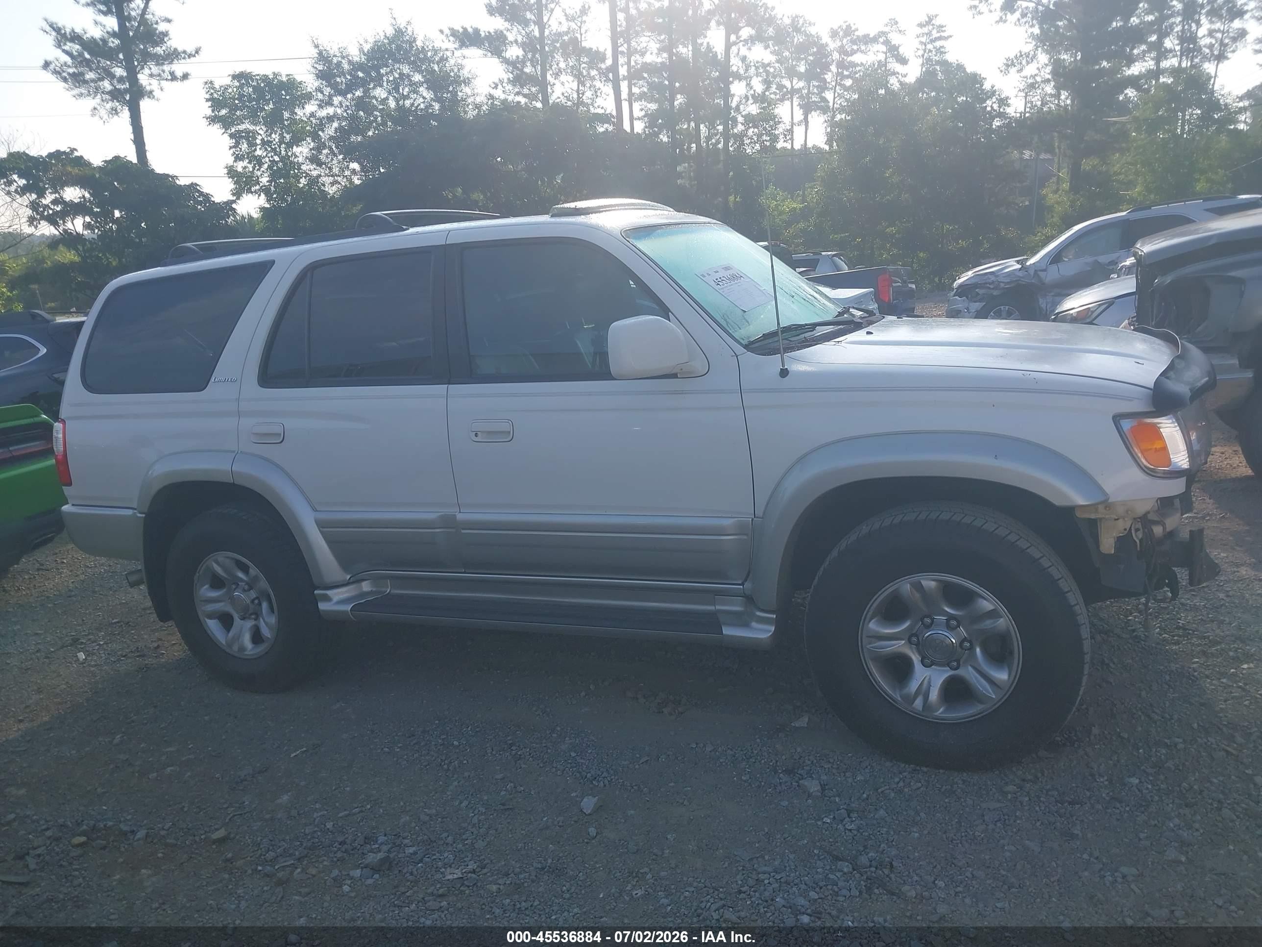 2001 Toyota 4runner Limited V6 White vin: JT3GN87R610197068