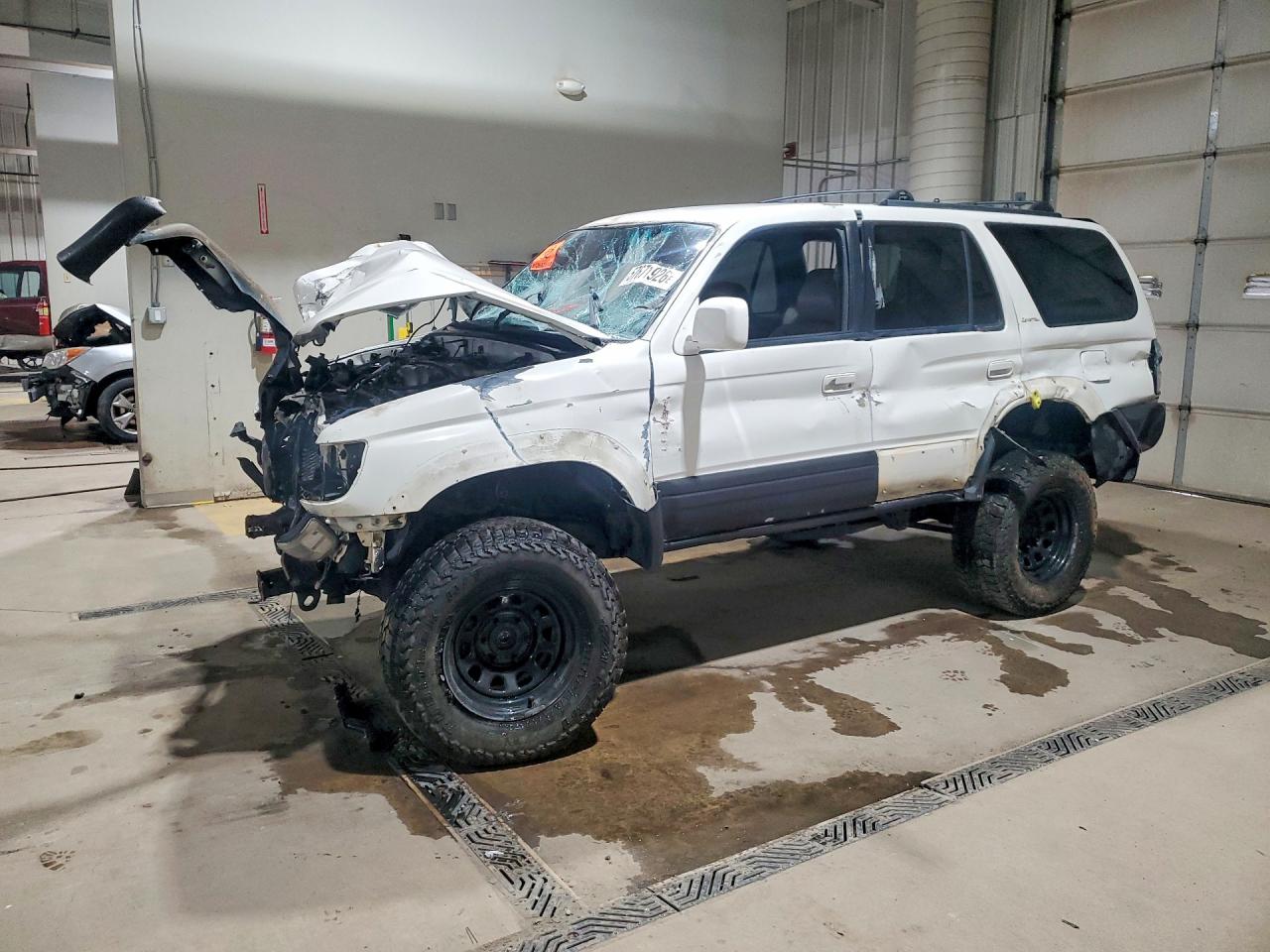 1997 Toyota 4runner Limited Белый vin: JT3GN87R6V0045975