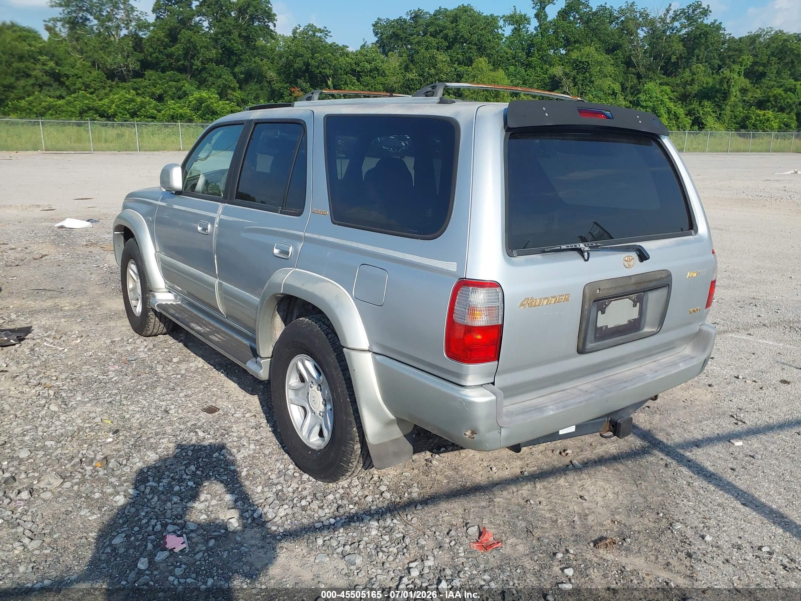 2000 Toyota 4runner Limited V6 Gold vin: JT3GN87R6Y0168888