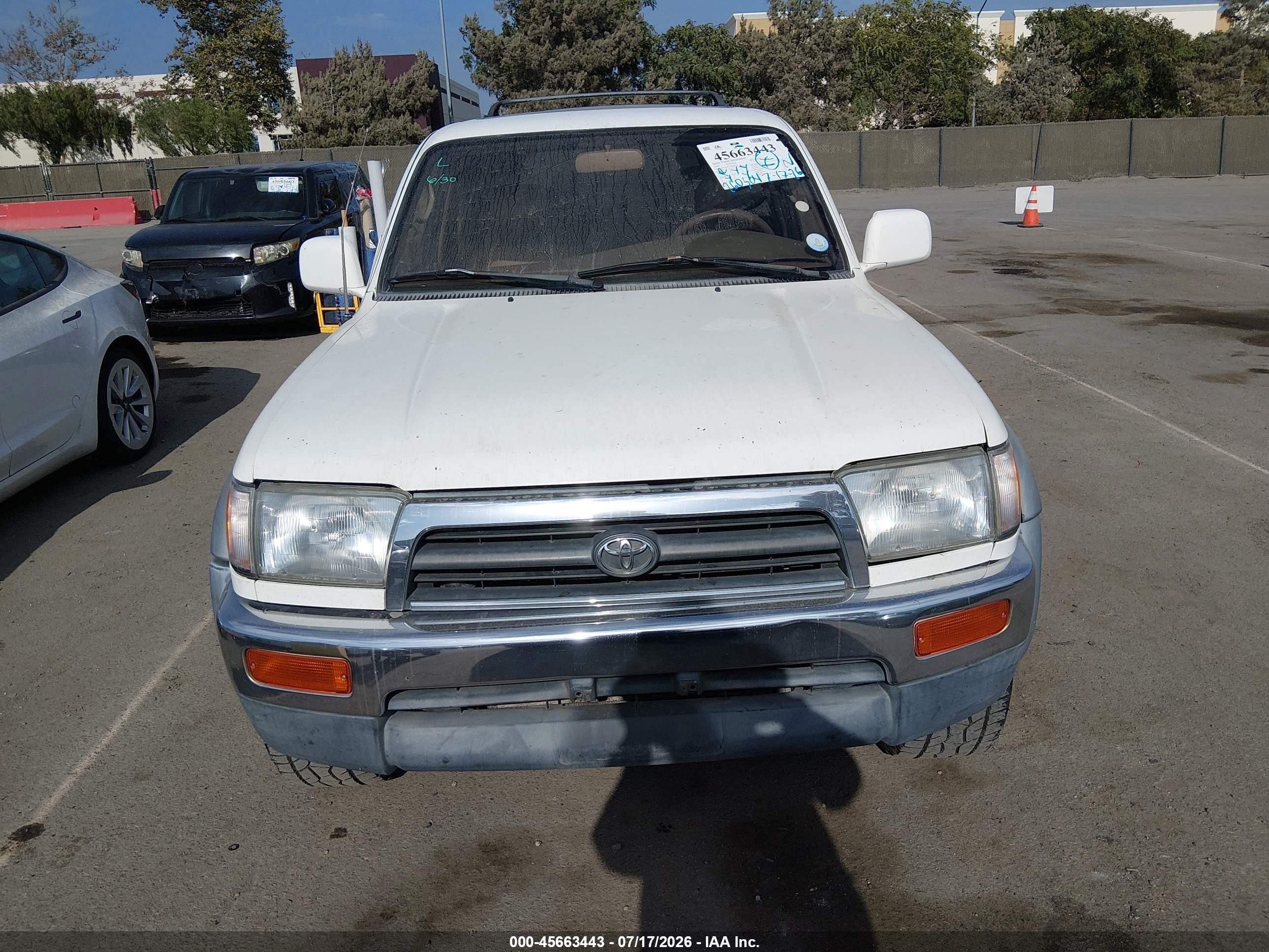 1998 Toyota 4runner Sr5 V6 Limited White vin: JT3GN87R7W0086746