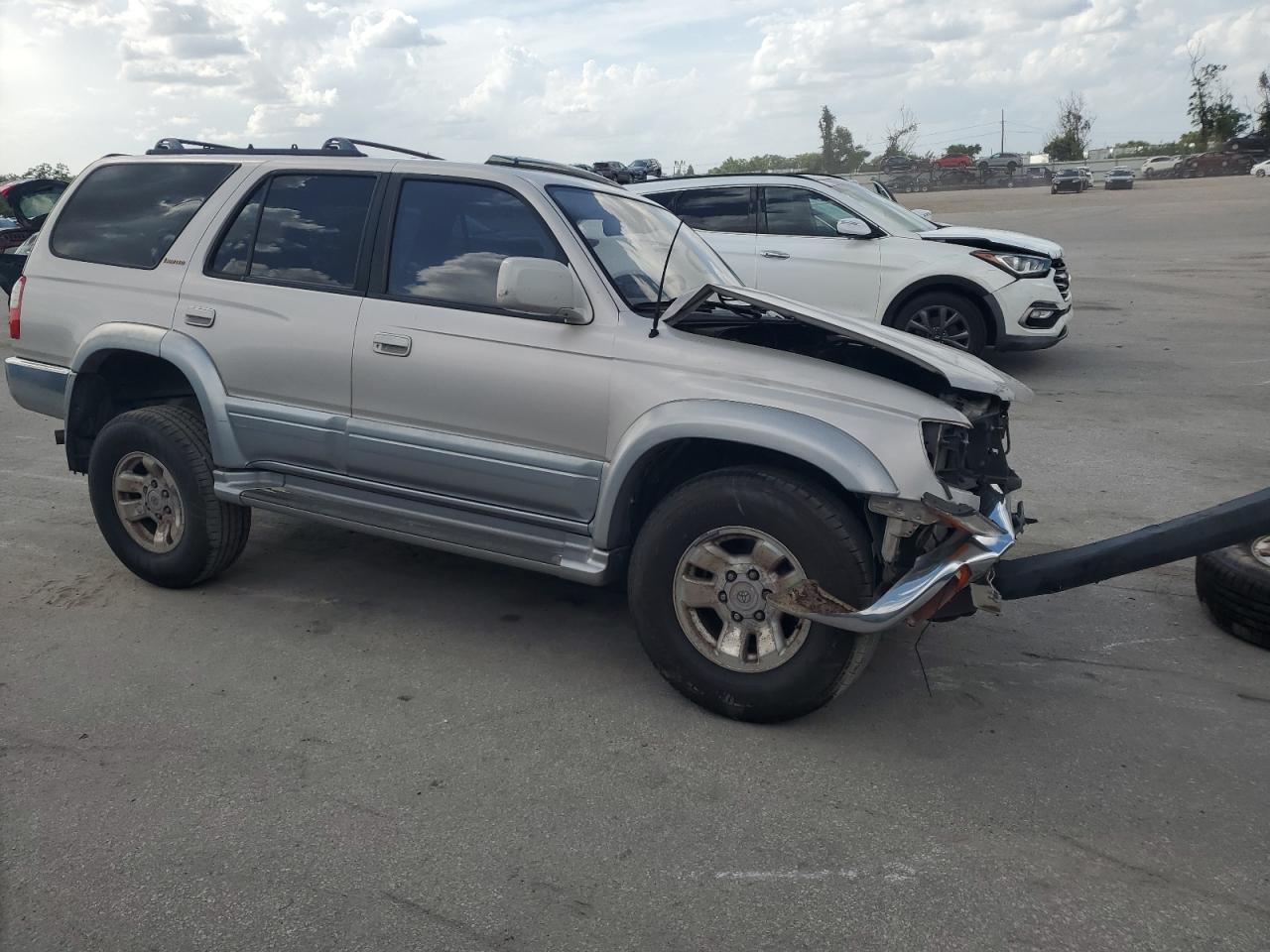 1997 Toyota 4runner Limited Silver vin: JT3GN87R8V0053186