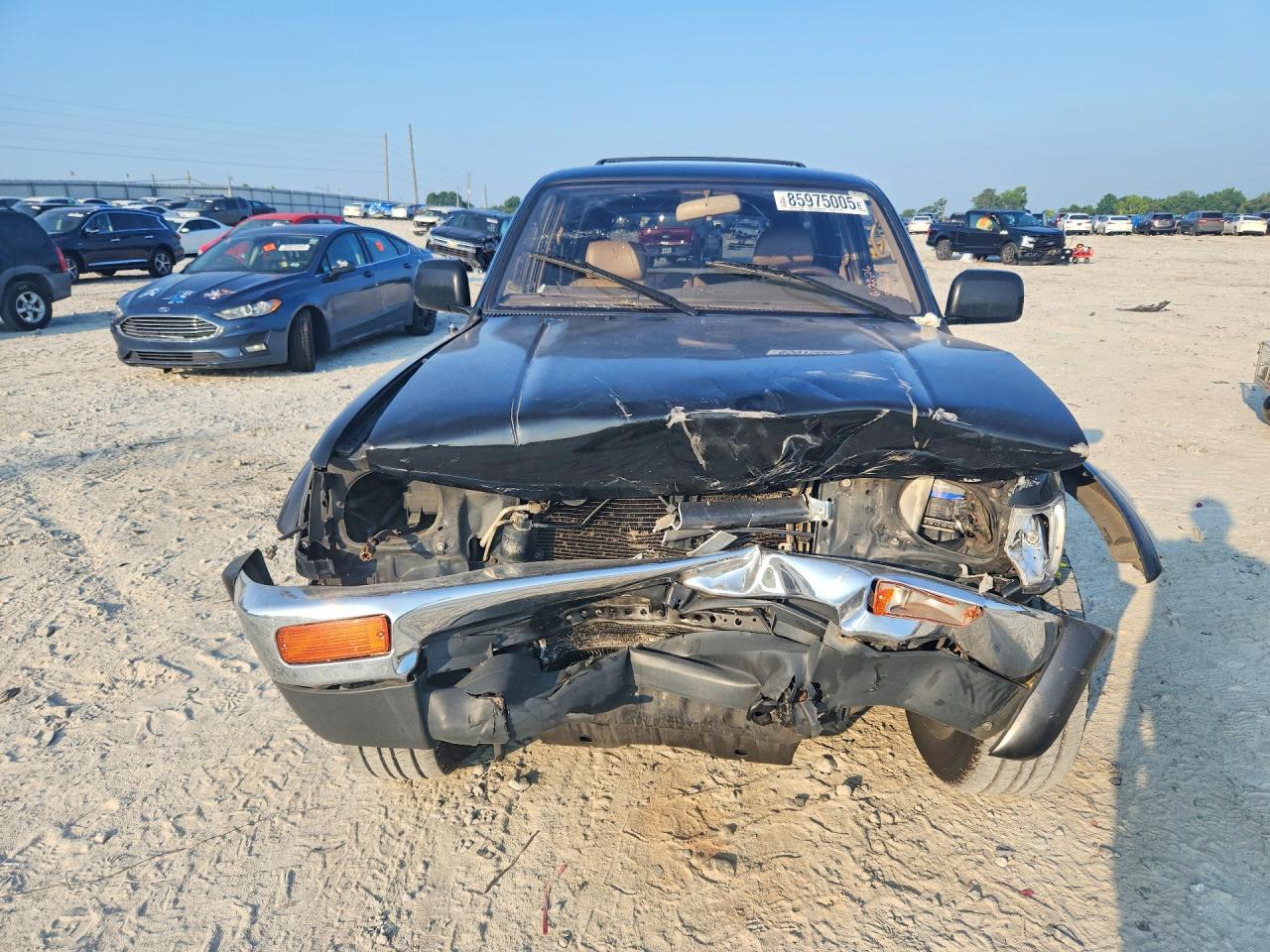 1998 Toyota 4 Runner Black vin: JT3GN87R9W0086781