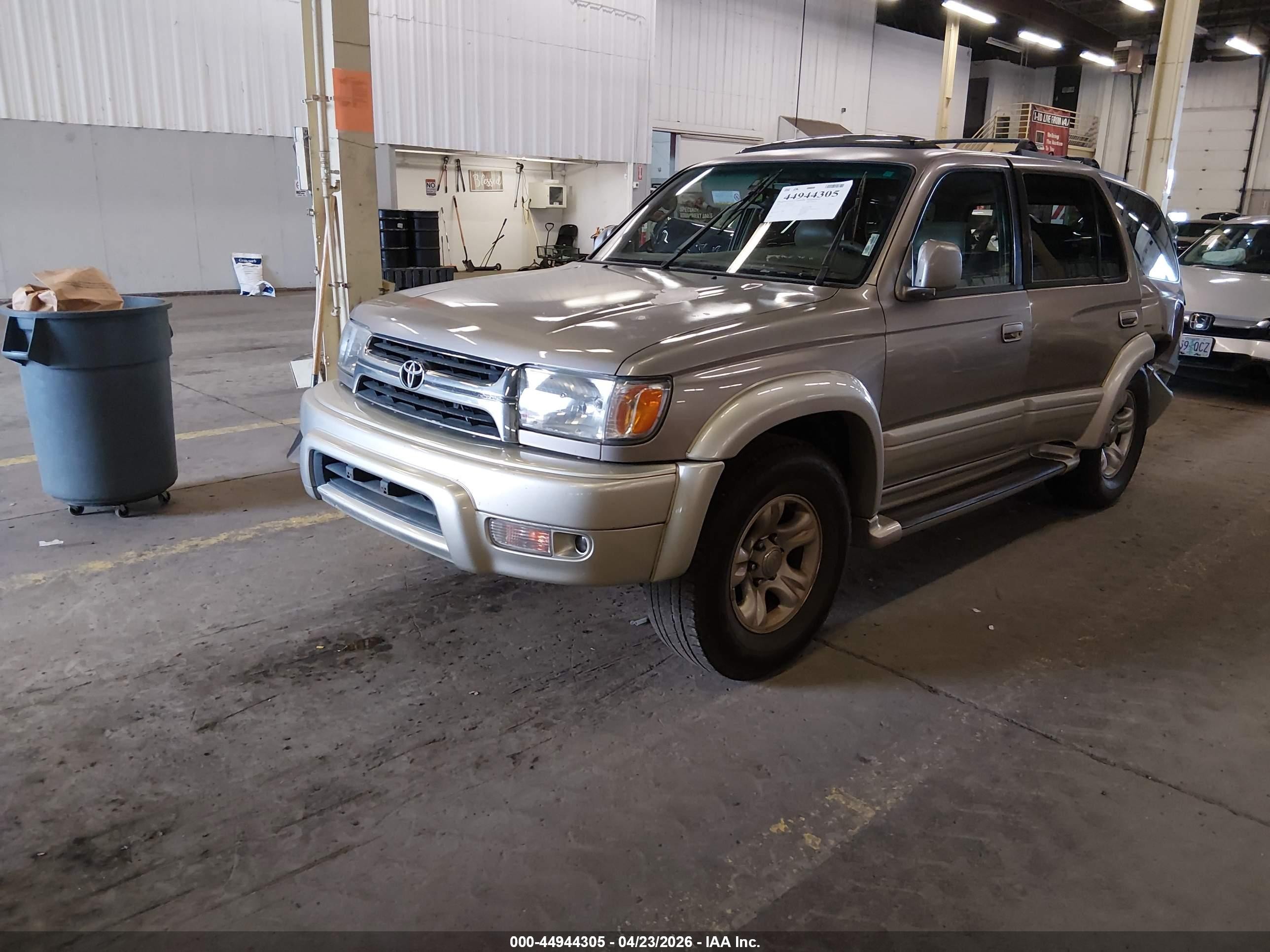 2001 Toyota 4runner Limited V6 Champagne vin: JT3GN87RX10197106