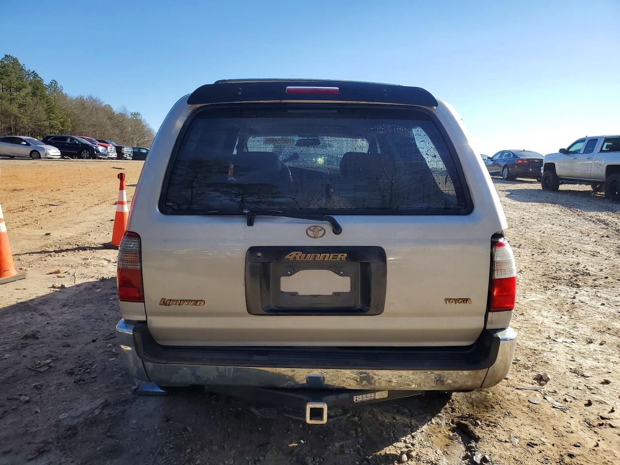1998 Toyota 4runner Limited Silver vin: JT3GN87RXW0088572