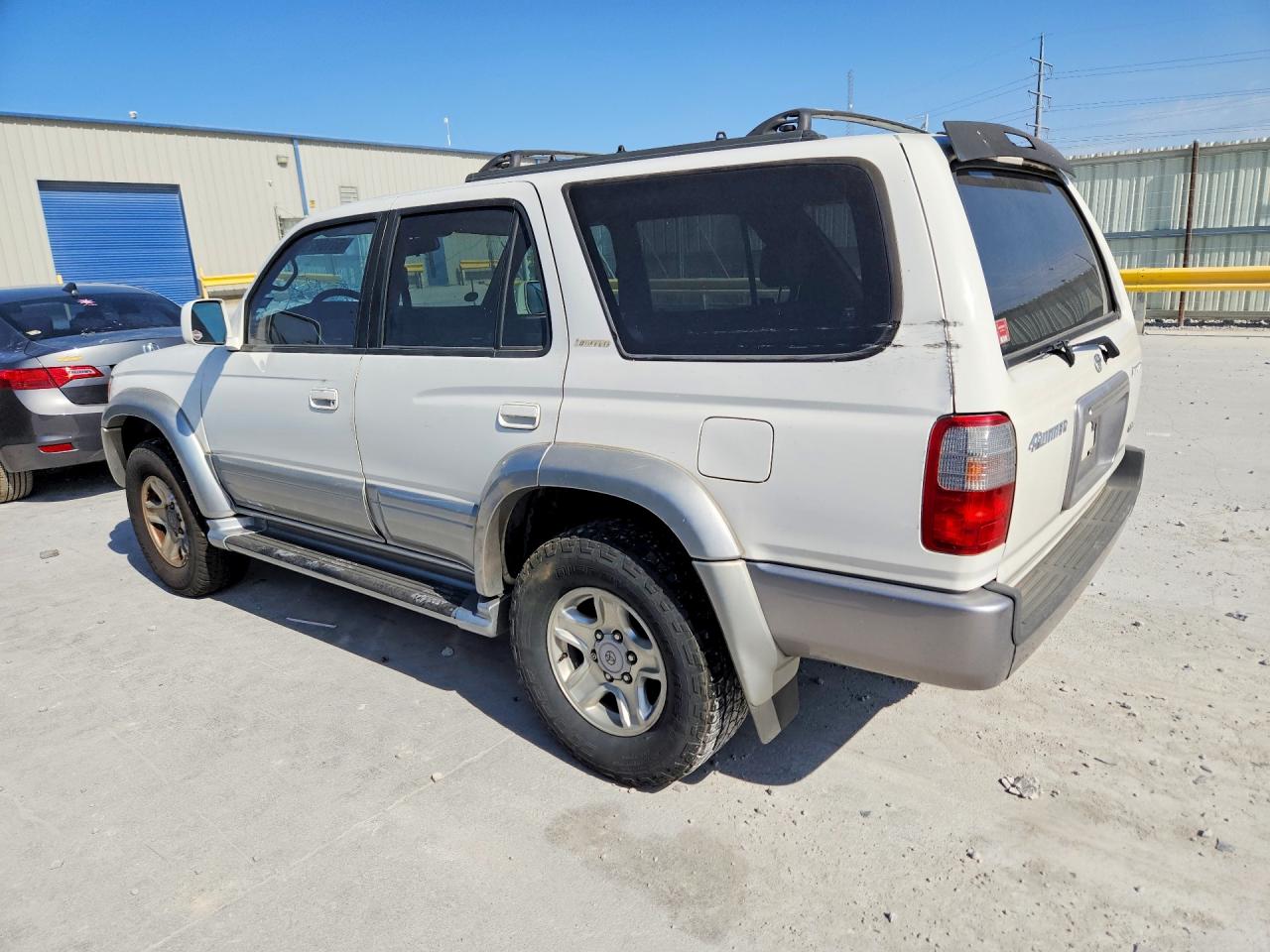 1999 Toyota 4runner Limited White vin: JT3GN87RXX0096480
