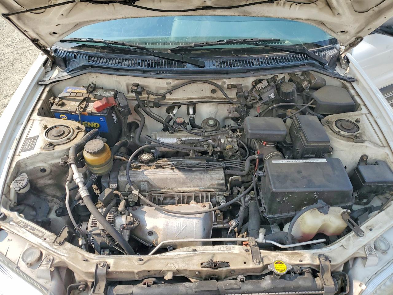1997 Toyota Rav4 Base White vin: JT3GP10V0V7020974