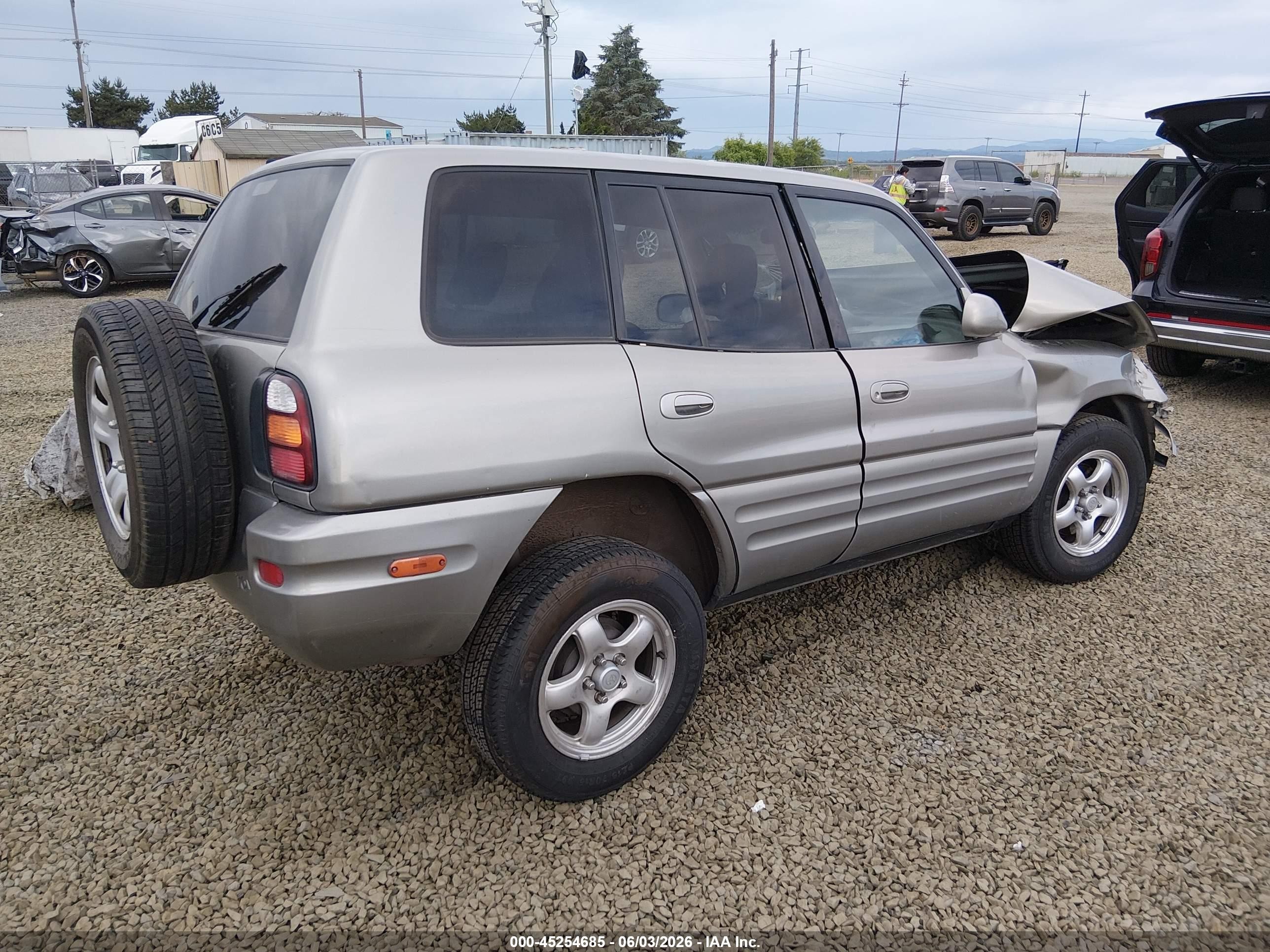 1999 Toyota Rav4   Gray vin: JT3GP10V0X7046865