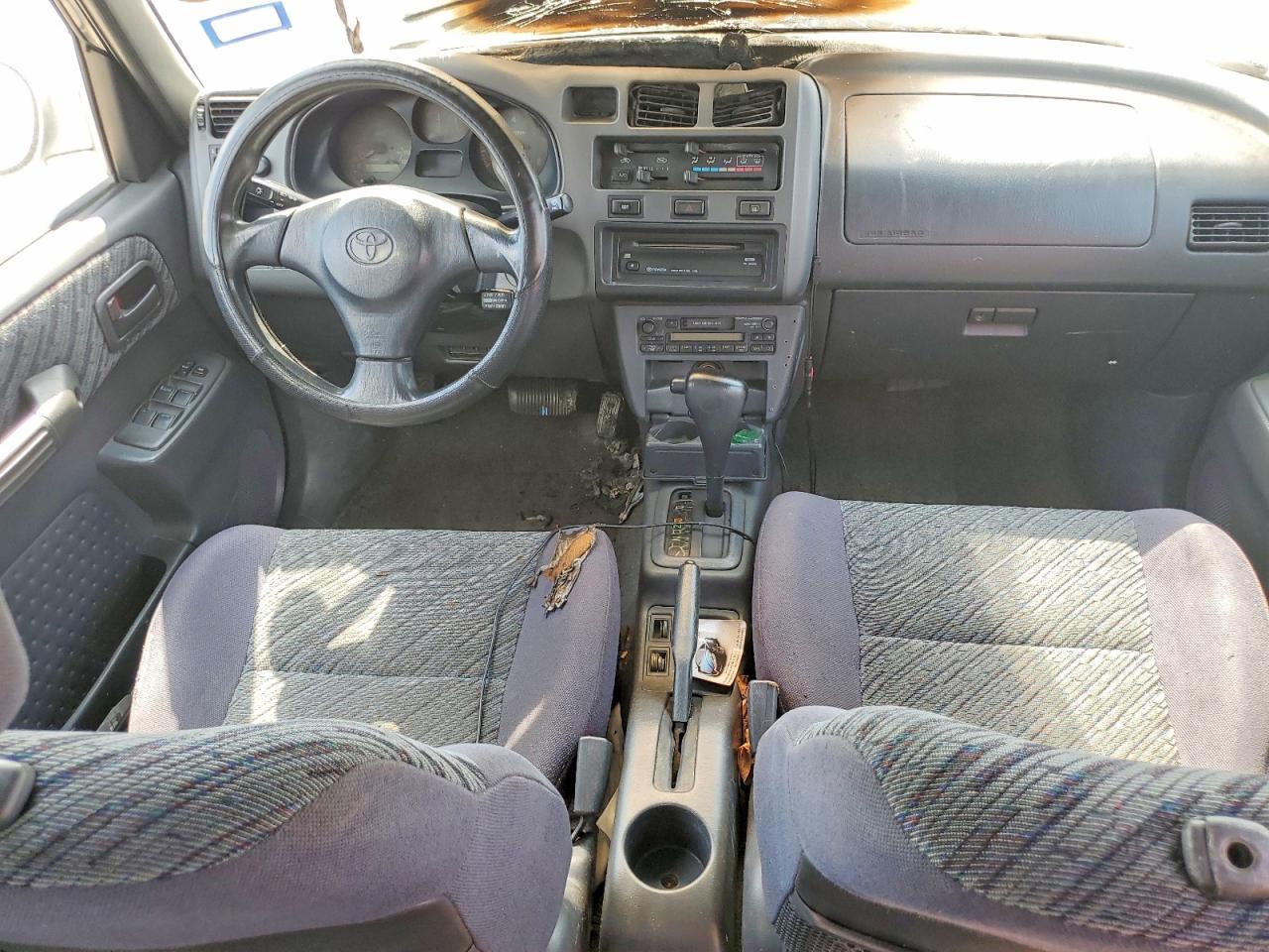 1999 Toyota Rav4 Base Silver vin: JT3GP10V0X7057753
