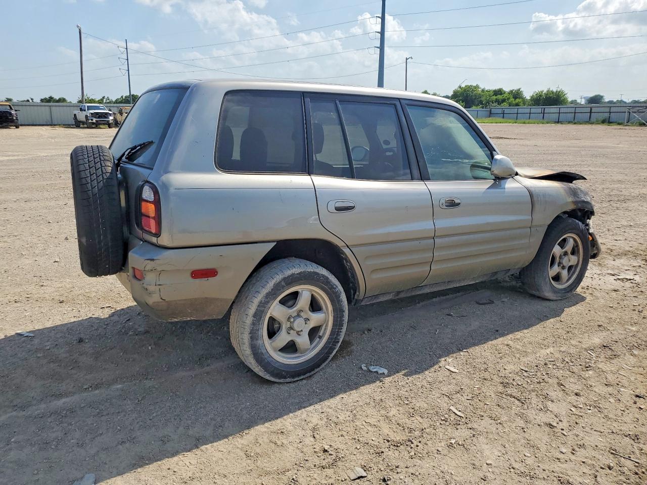 1999 Toyota Rav4 Base Silver vin: JT3GP10V0X7057753