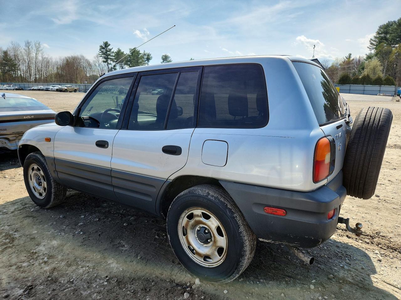 1997 Toyota Rav4 Base Silver vin: JT3GP10V1V0017218