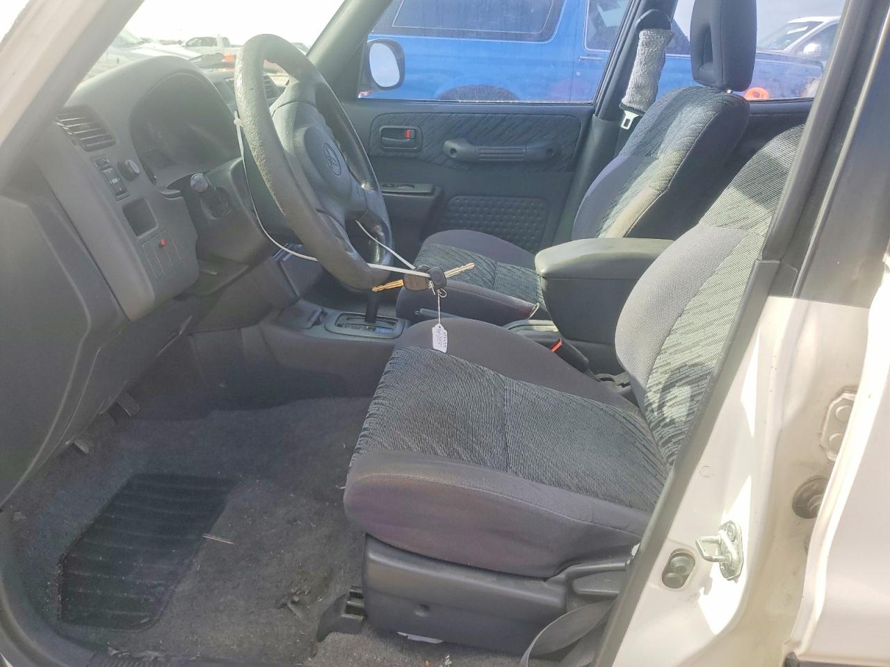 1999 Toyota Rav4 Base White vin: JT3GP10V1X0035107