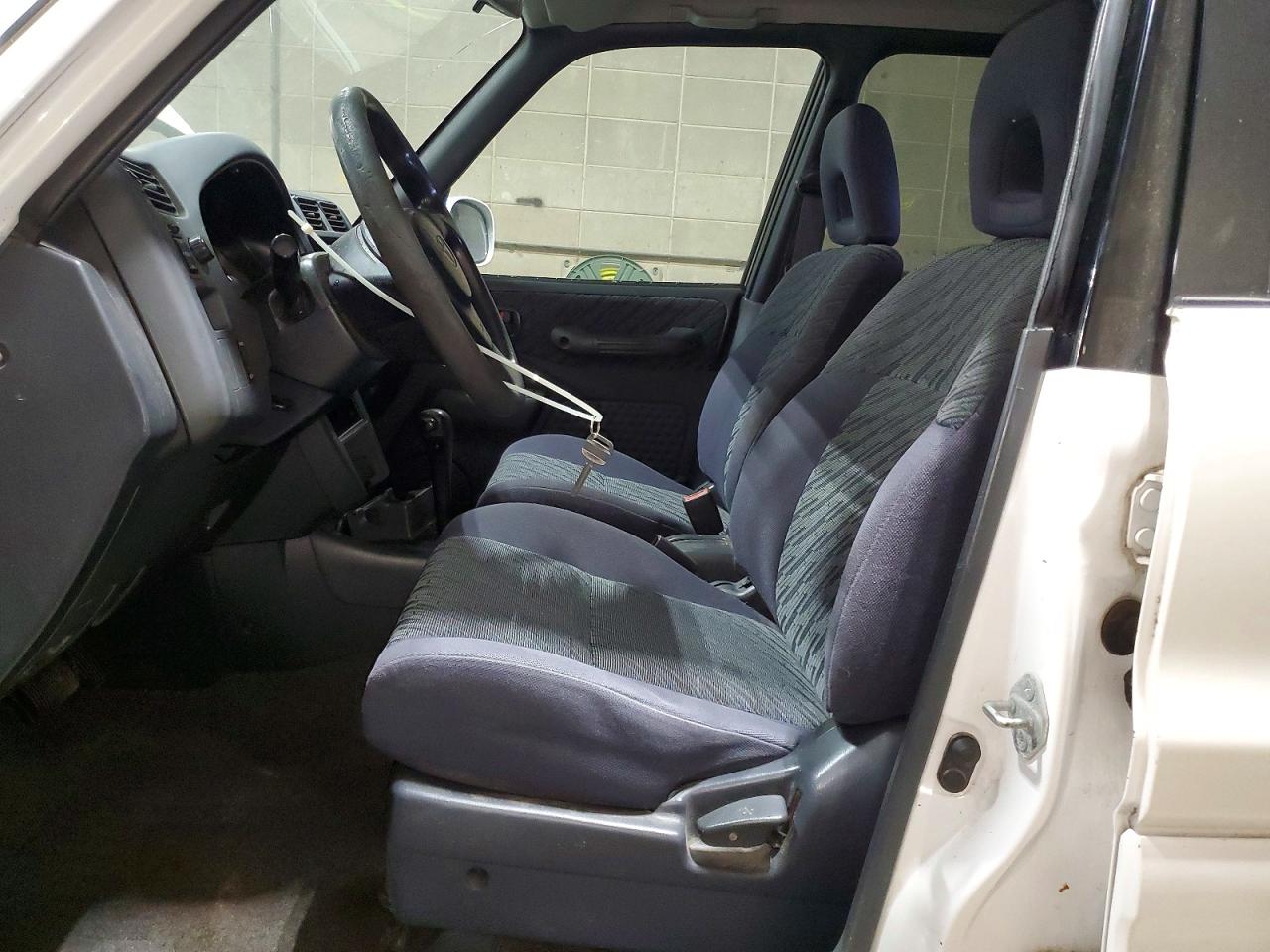 1999 Toyota Rav4 Base White vin: JT3GP10V1X7057194