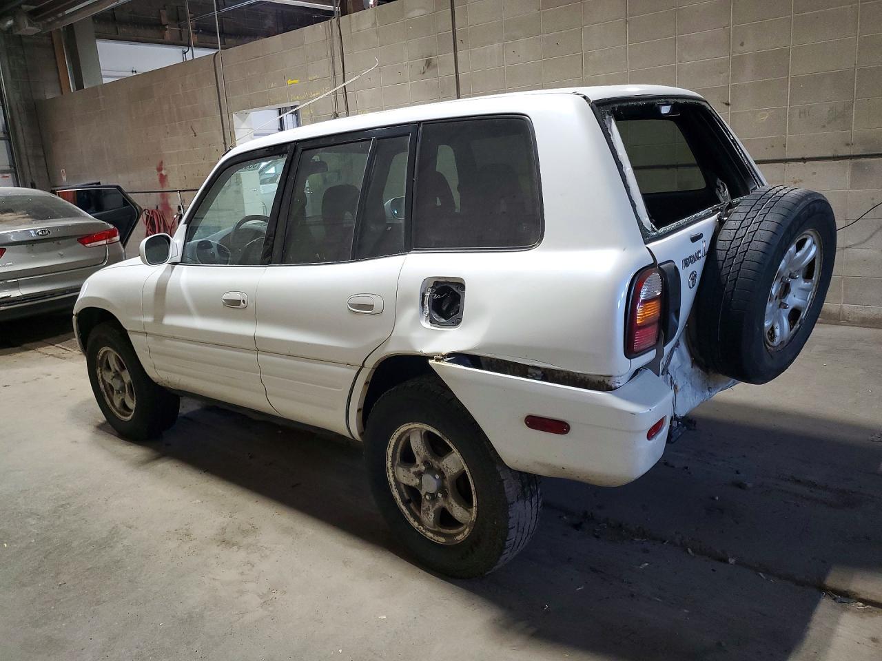 1999 Toyota Rav4 Base White vin: JT3GP10V1X7057194
