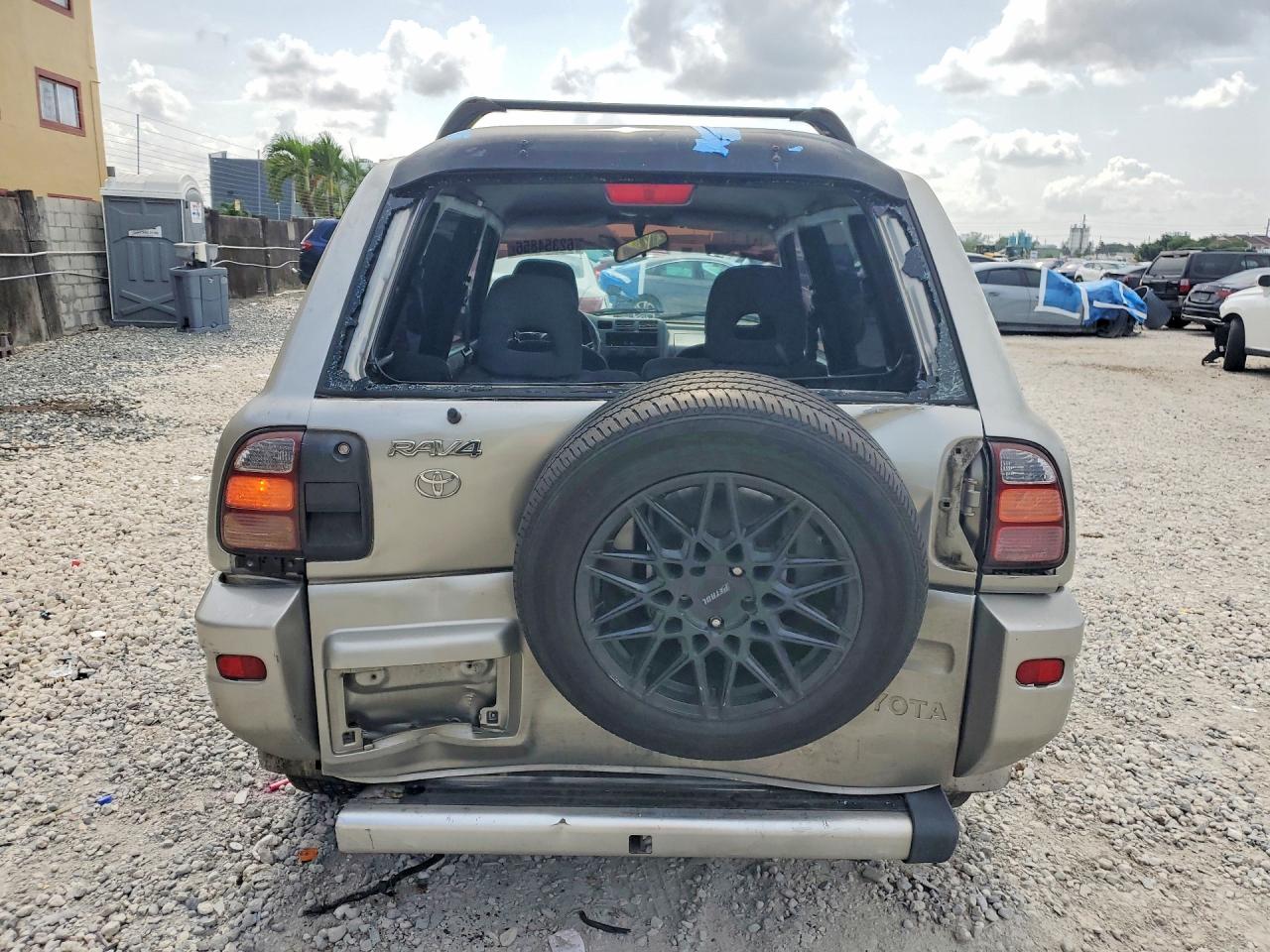 2000 Toyota Rav4 Base Silver vin: JT3GP10V1Y0051115