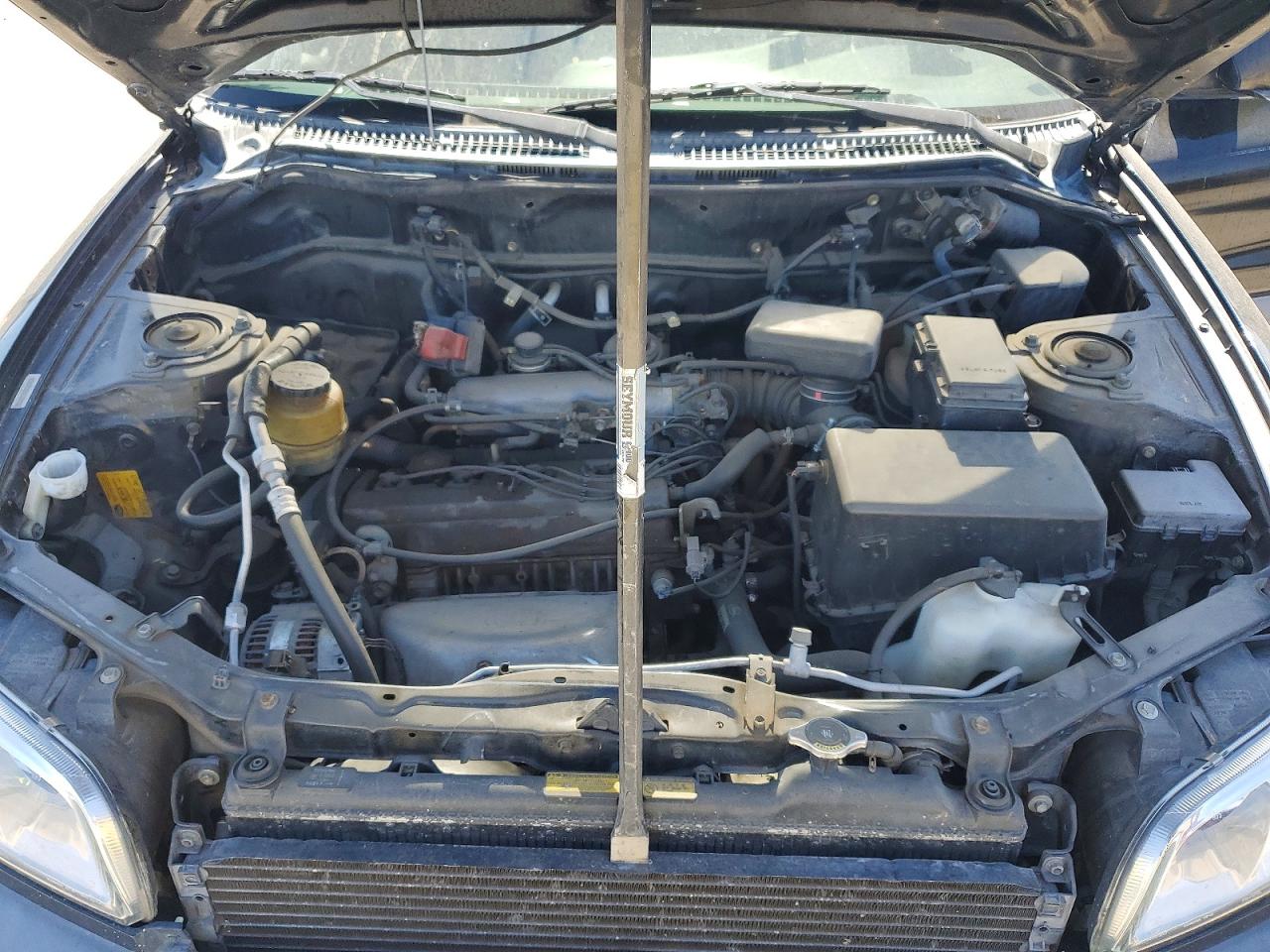 1998 Toyota Rav4 Base Черный vin: JT3GP10V2W0025300