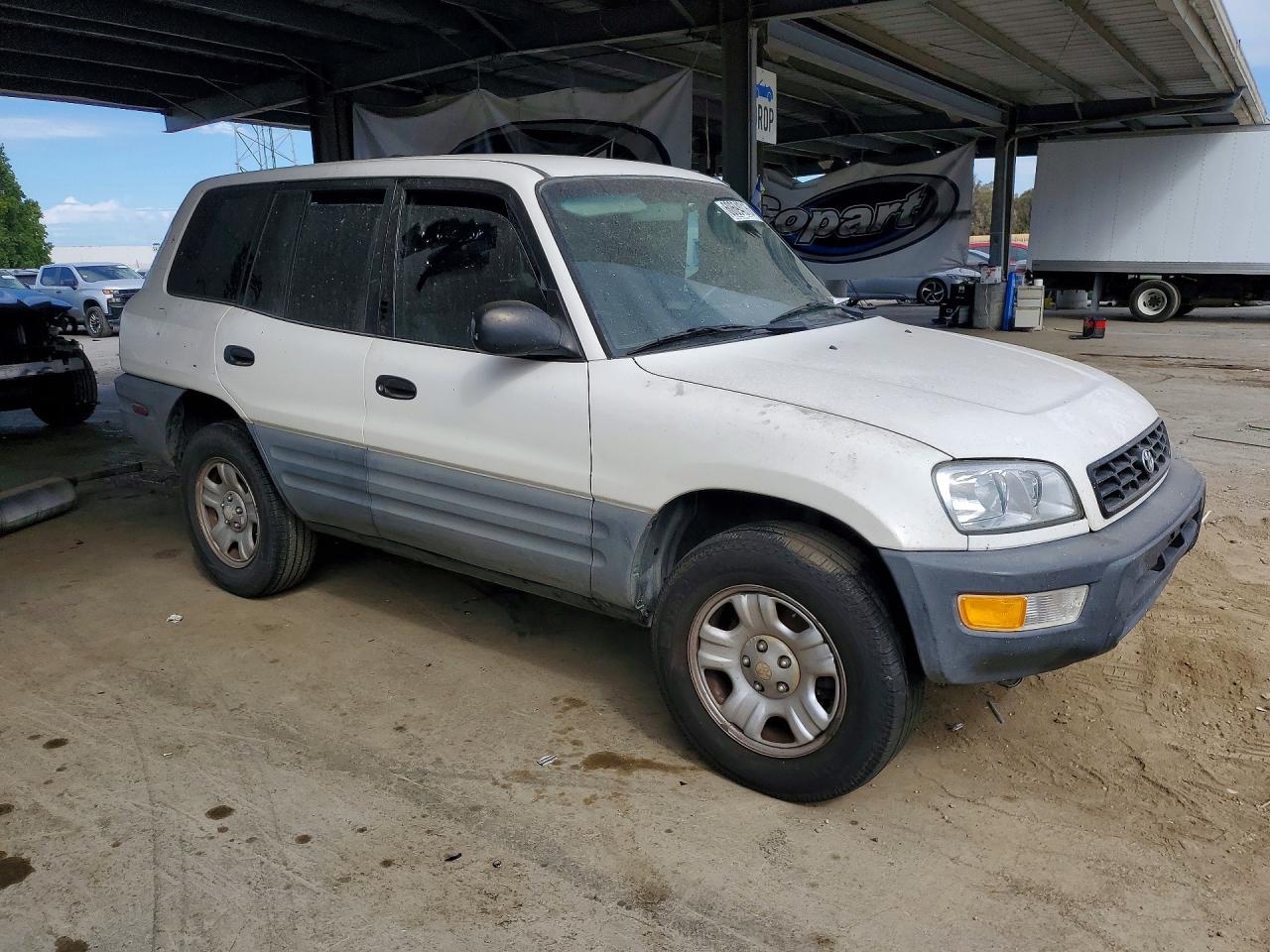 1999 Toyota Rav4 Base White vin: JT3GP10V2X0038730