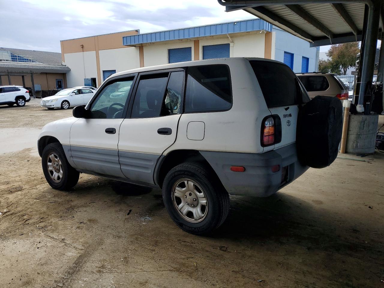 1999 Toyota Rav4 Base White vin: JT3GP10V2X0038730
