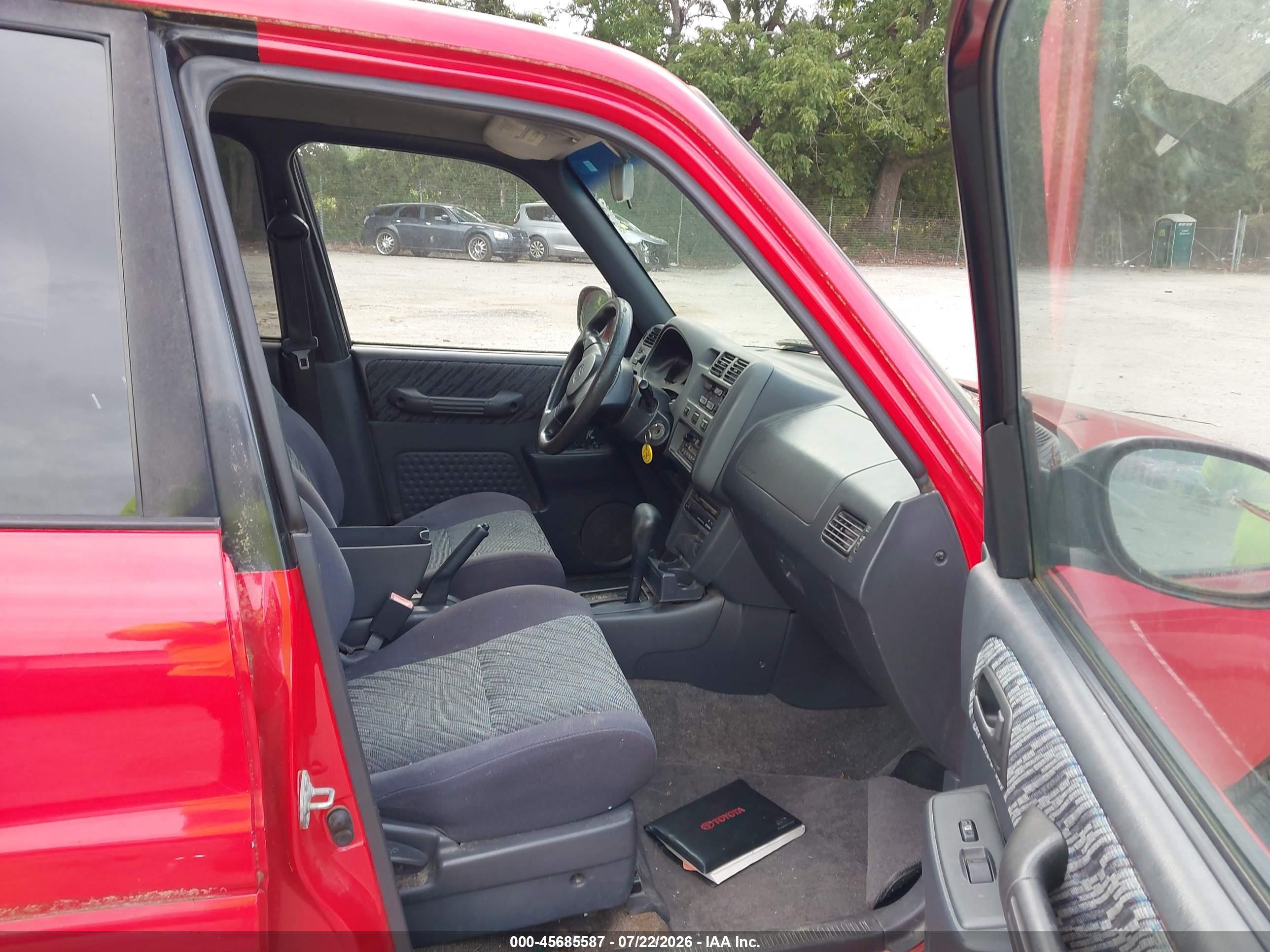2000 Toyota Rav4   Red vin: JT3GP10V2Y0043427