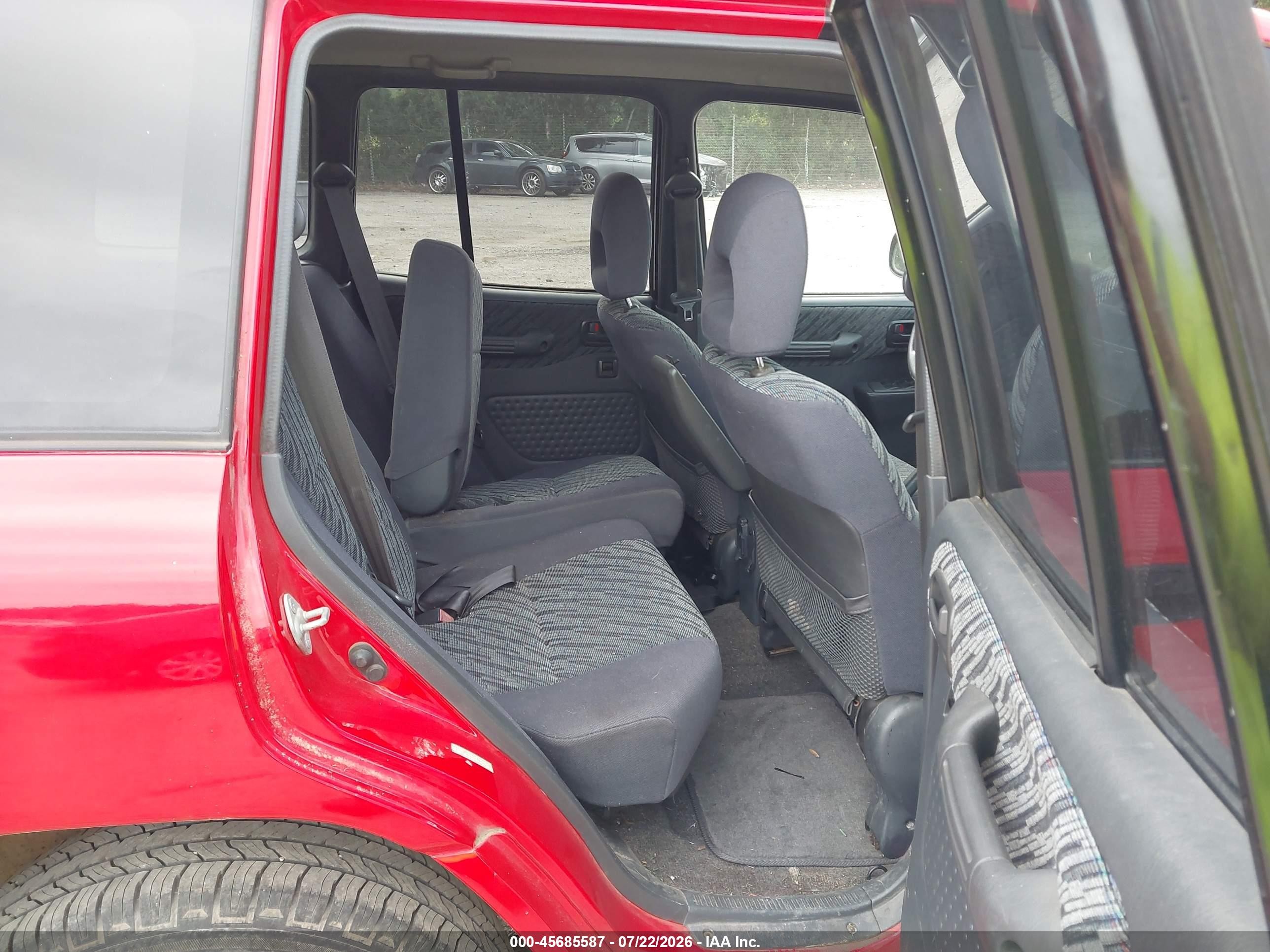 2000 Toyota Rav4   Red vin: JT3GP10V2Y0043427