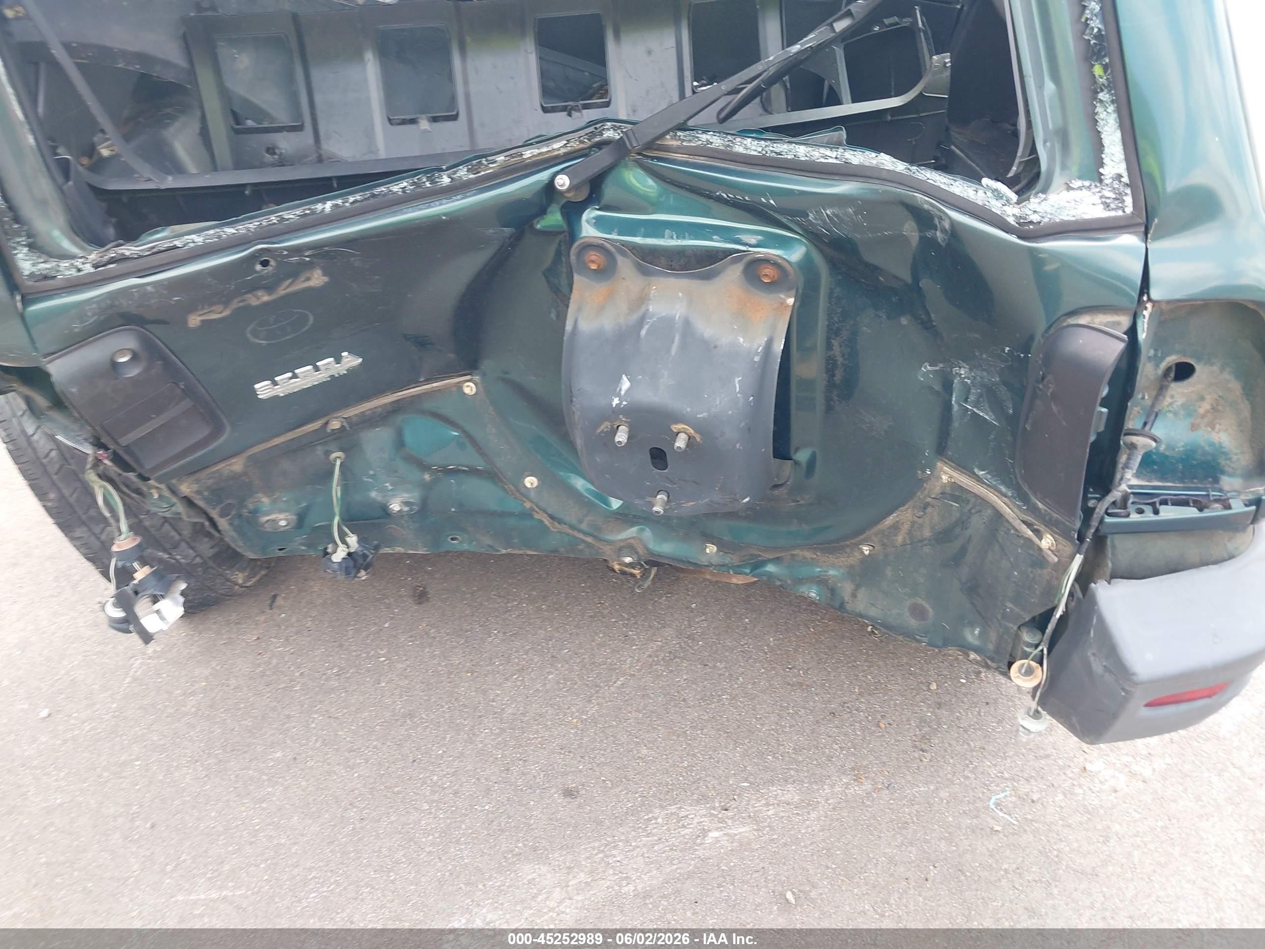 1998 Toyota Rav4   Зеленый vin: JT3GP10V3W7029766