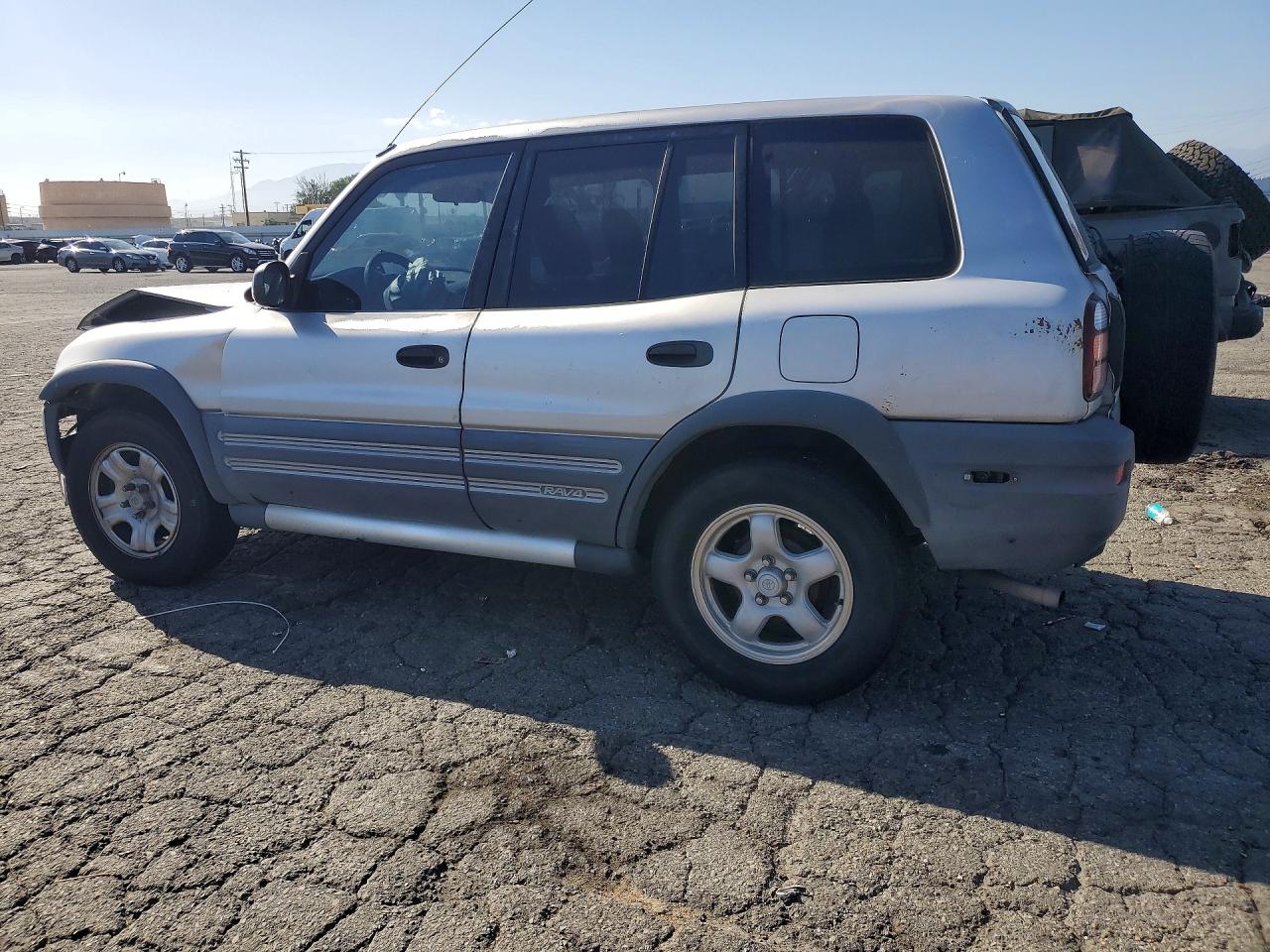 1998 Toyt Rav4 Silver vin: JT3GP10V3W7037592