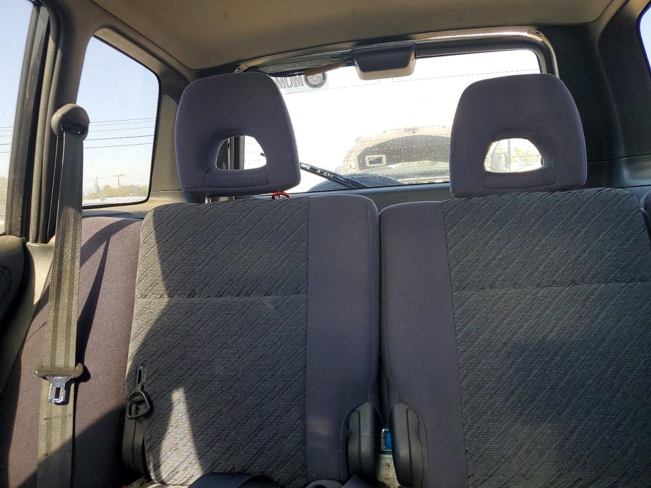 1998 Toyt Rav4 Silver vin: JT3GP10V3W7037592