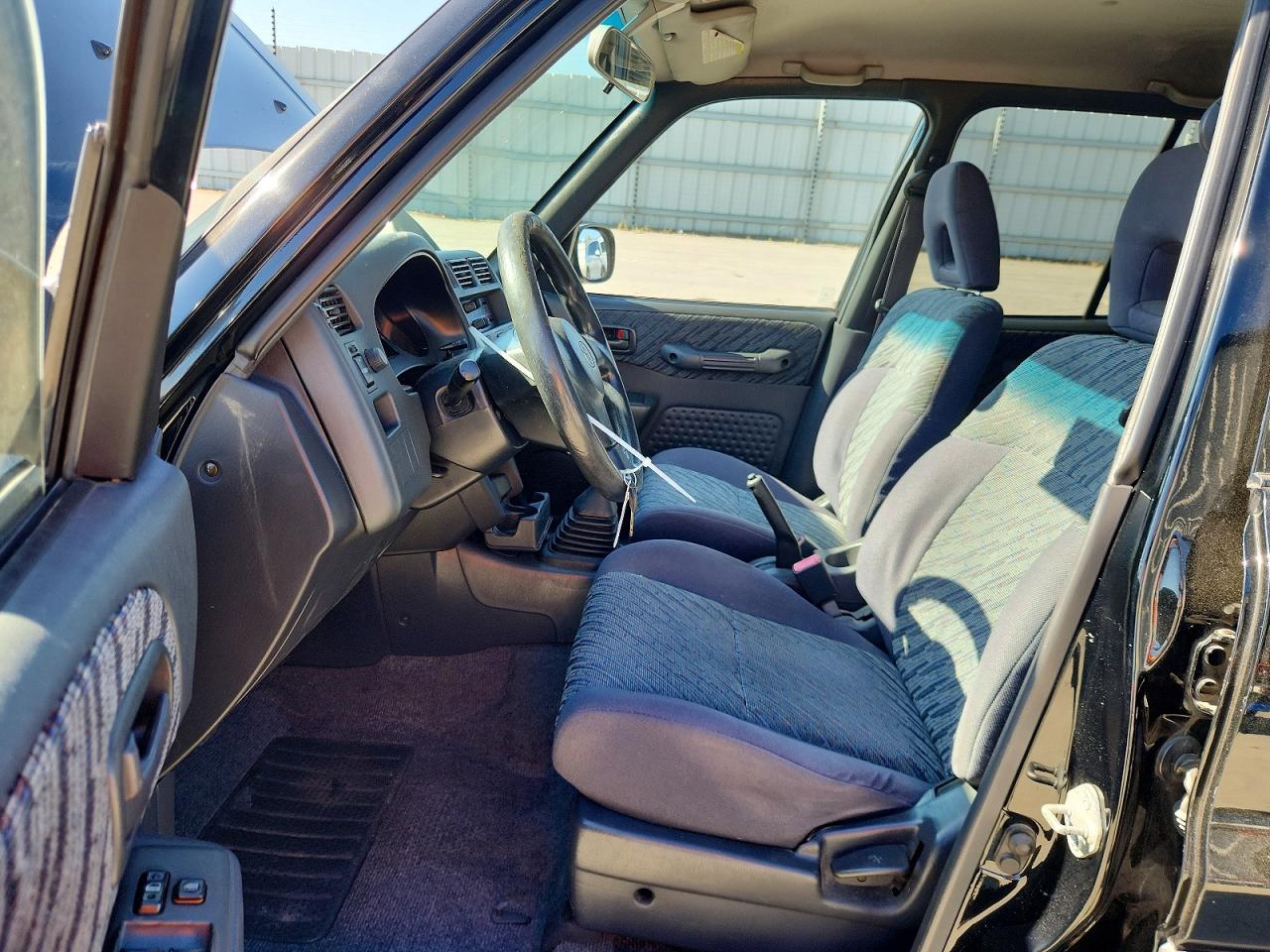 1999 Toyota Rav4 Base Black vin: JT3GP10V3X0040194