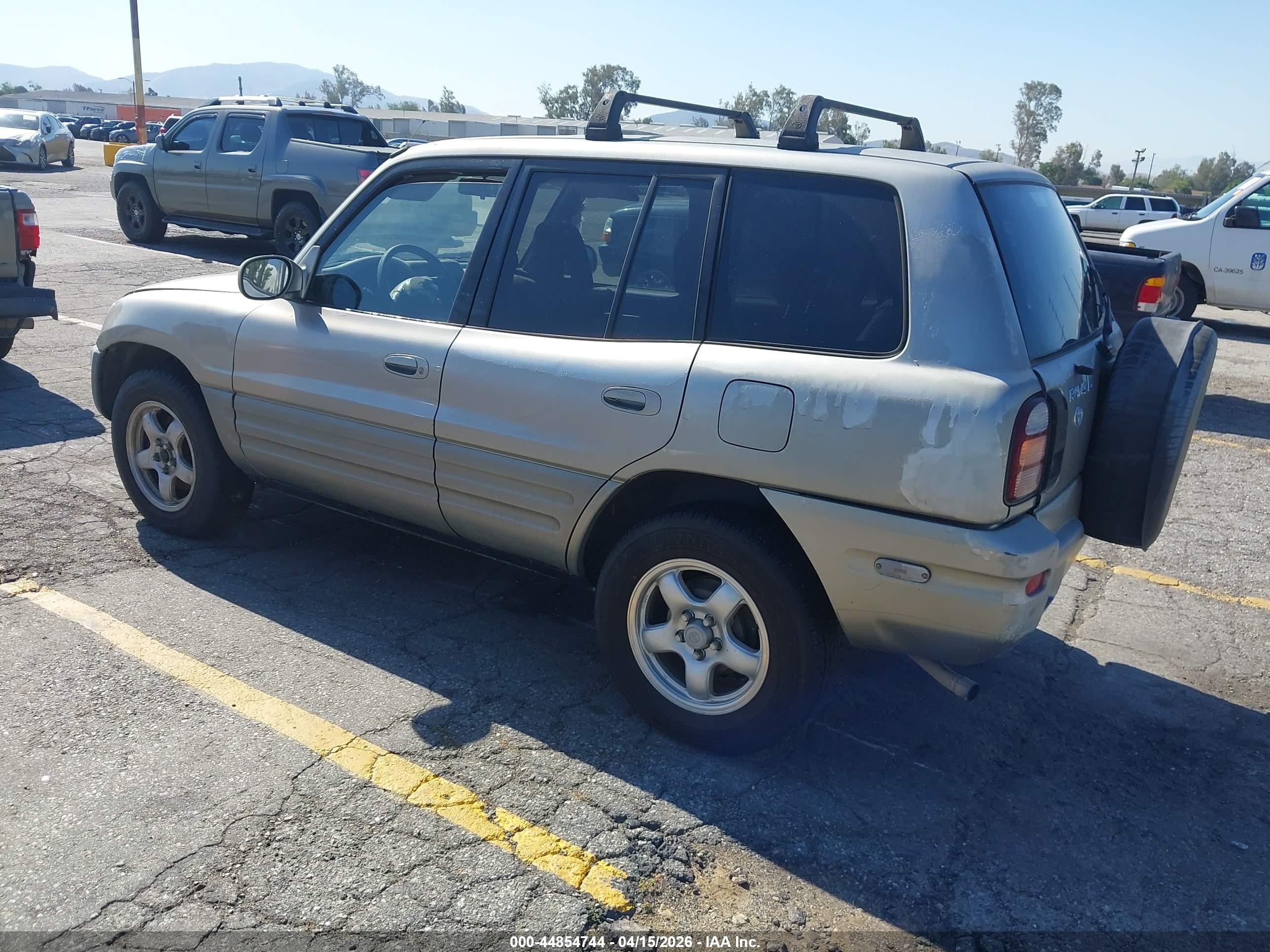 1999 Toyota Rav4   Gold vin: JT3GP10V3X7056192