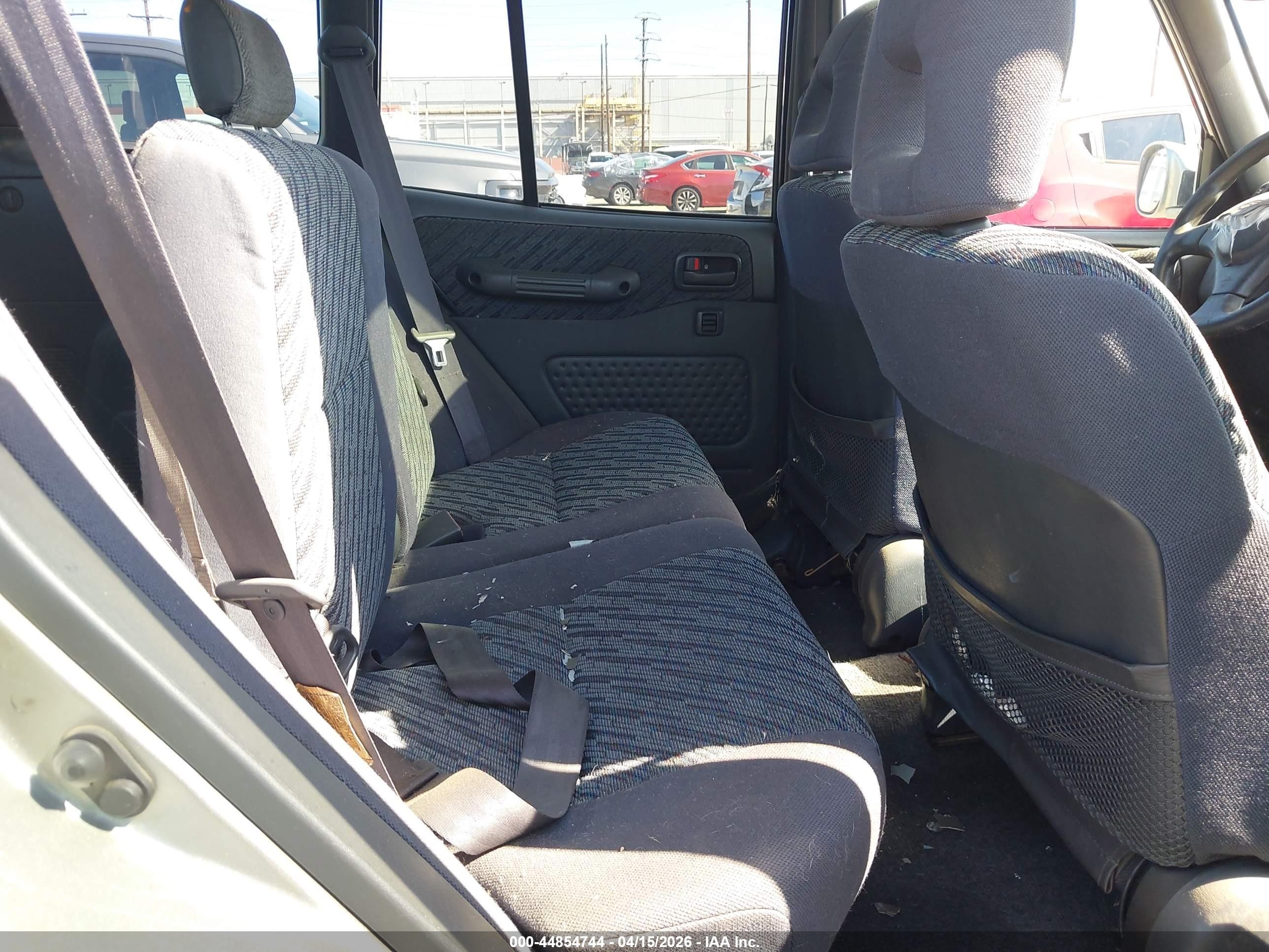 1999 Toyota Rav4   Gold vin: JT3GP10V3X7056192