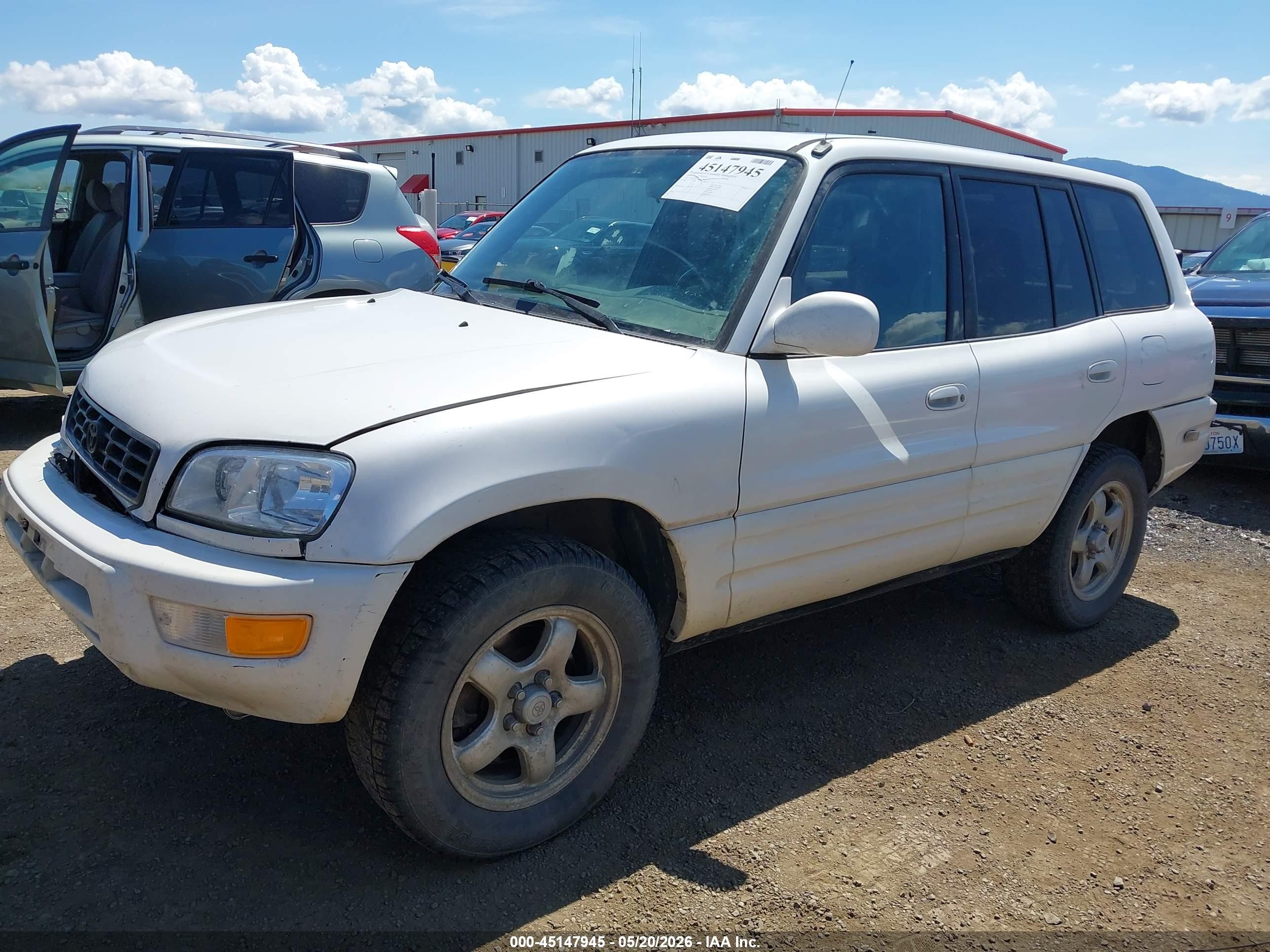 2000 Toyota Rav4   White vin: JT3GP10V4Y7071690