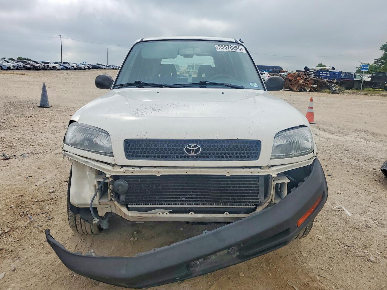 1997 Toyota Rav4 Base Белый vin: JT3GP10V5V7014488