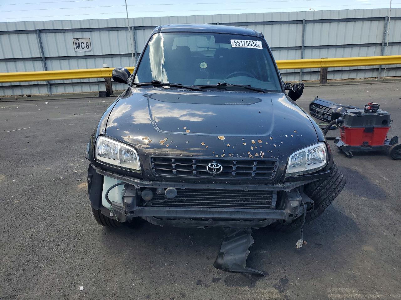 1999 Toyota Rav4 Base Black vin: JT3GP10V5X7054881