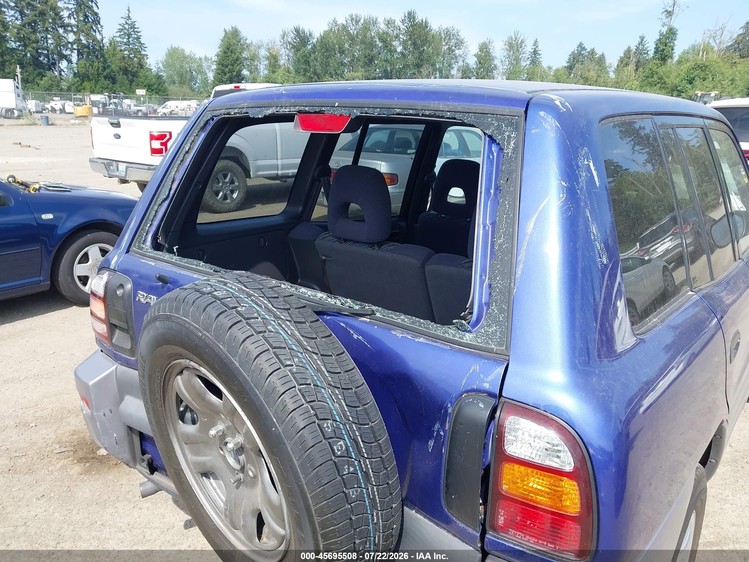 2000 Toyota Rav4   Blue vin: JT3GP10V5Y0044202