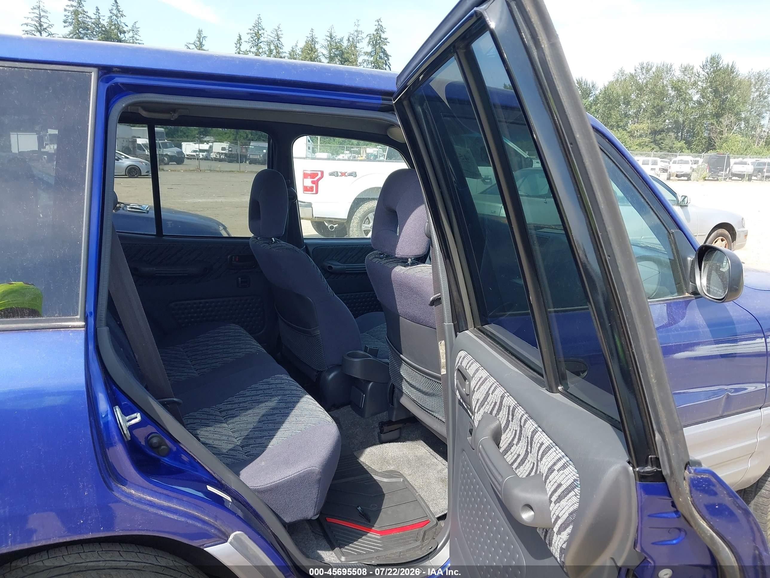 2000 Toyota Rav4   Blue vin: JT3GP10V5Y0044202