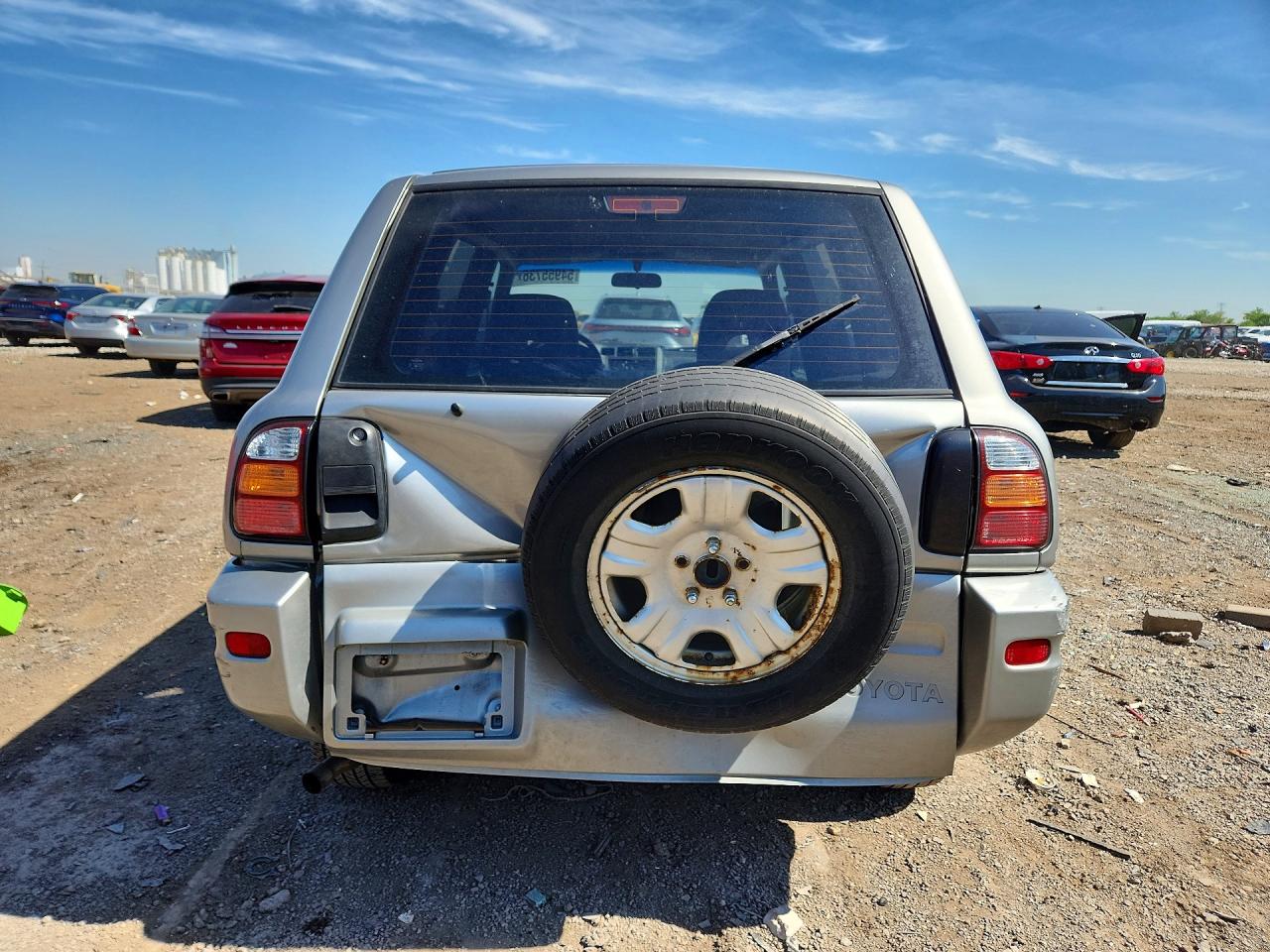 2000 Toyota Rav4 Base Silver vin: JT3GP10V5Y0051036