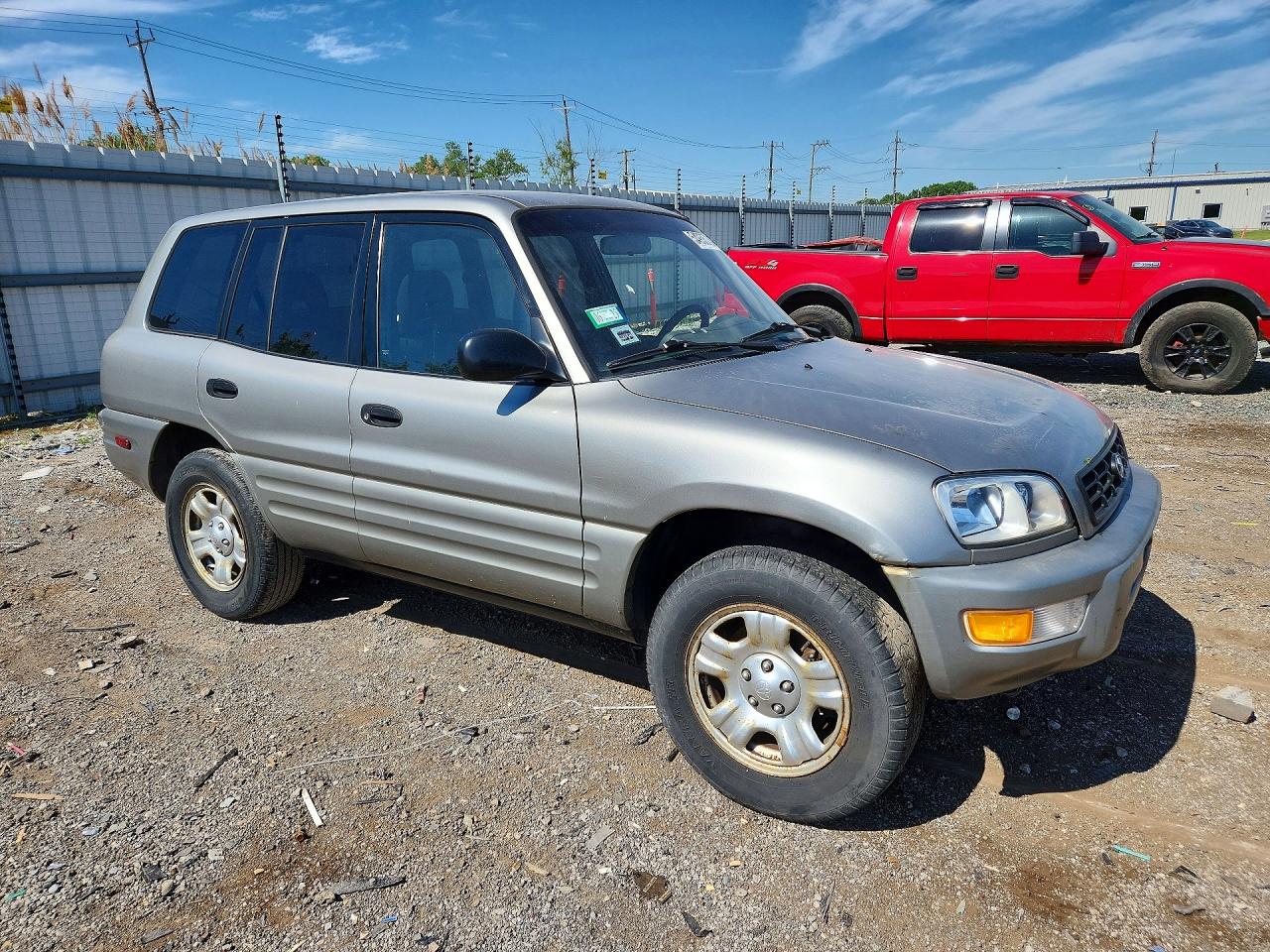 2000 Toyota Rav4 Base Silver vin: JT3GP10V5Y0051036
